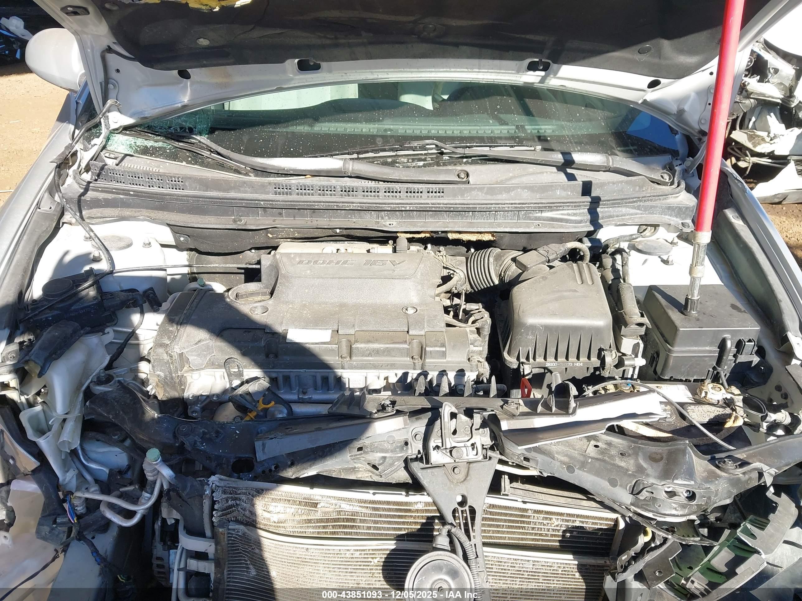 HYUNDAI ELANTRA image 10
