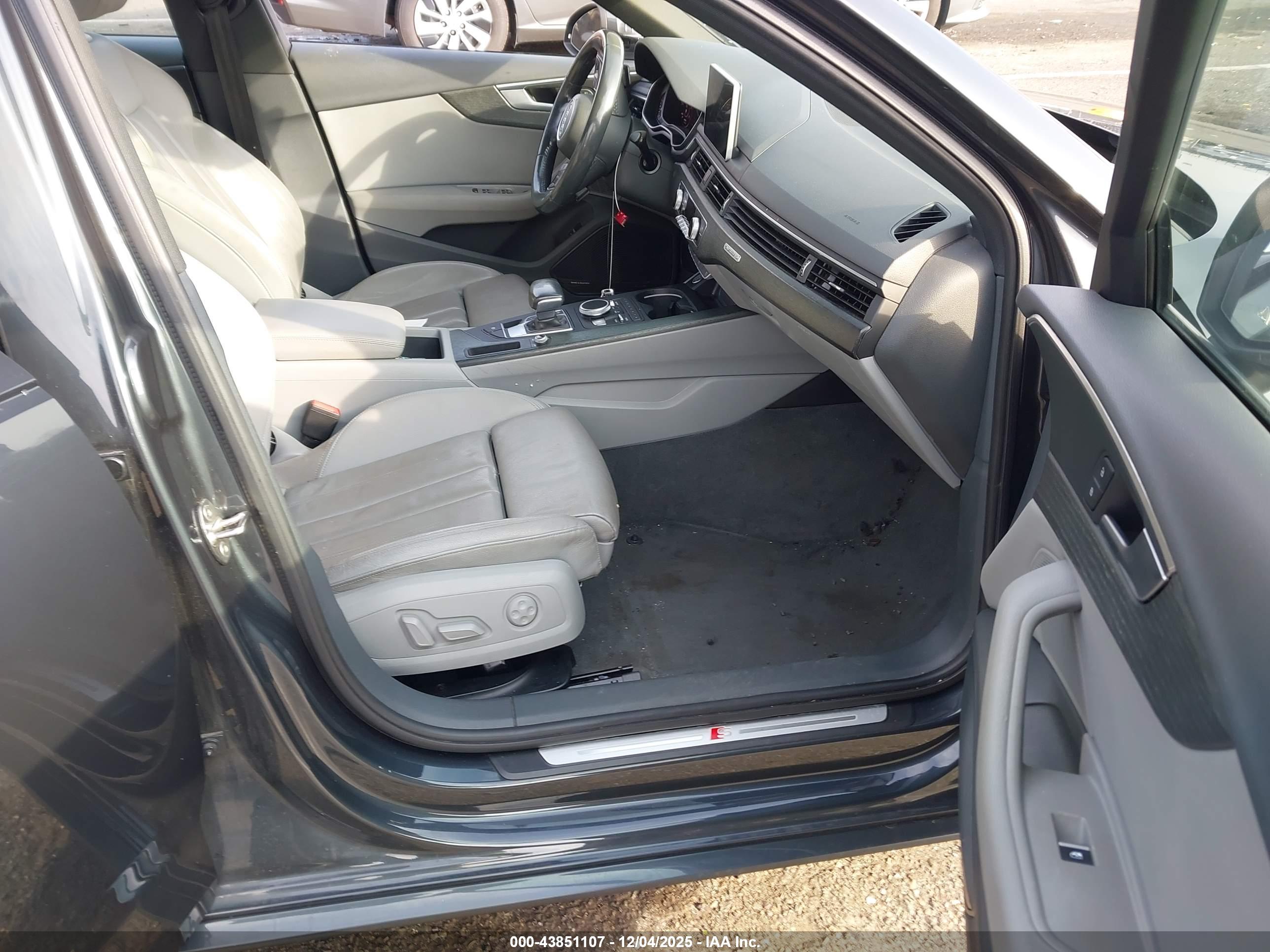AUDI A4 image 5