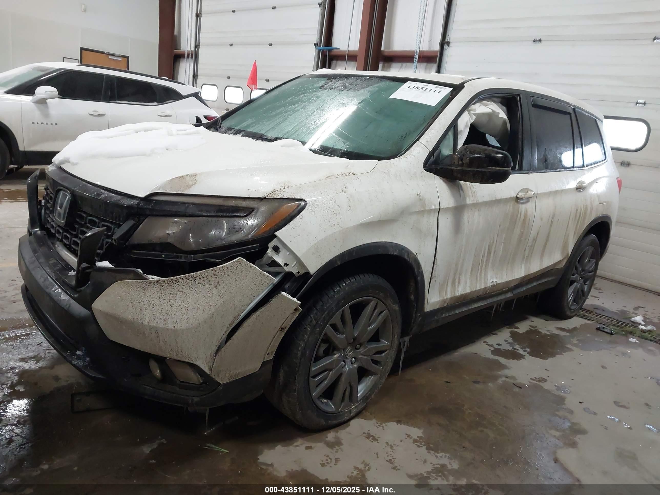 HONDA PASSPORT image 2