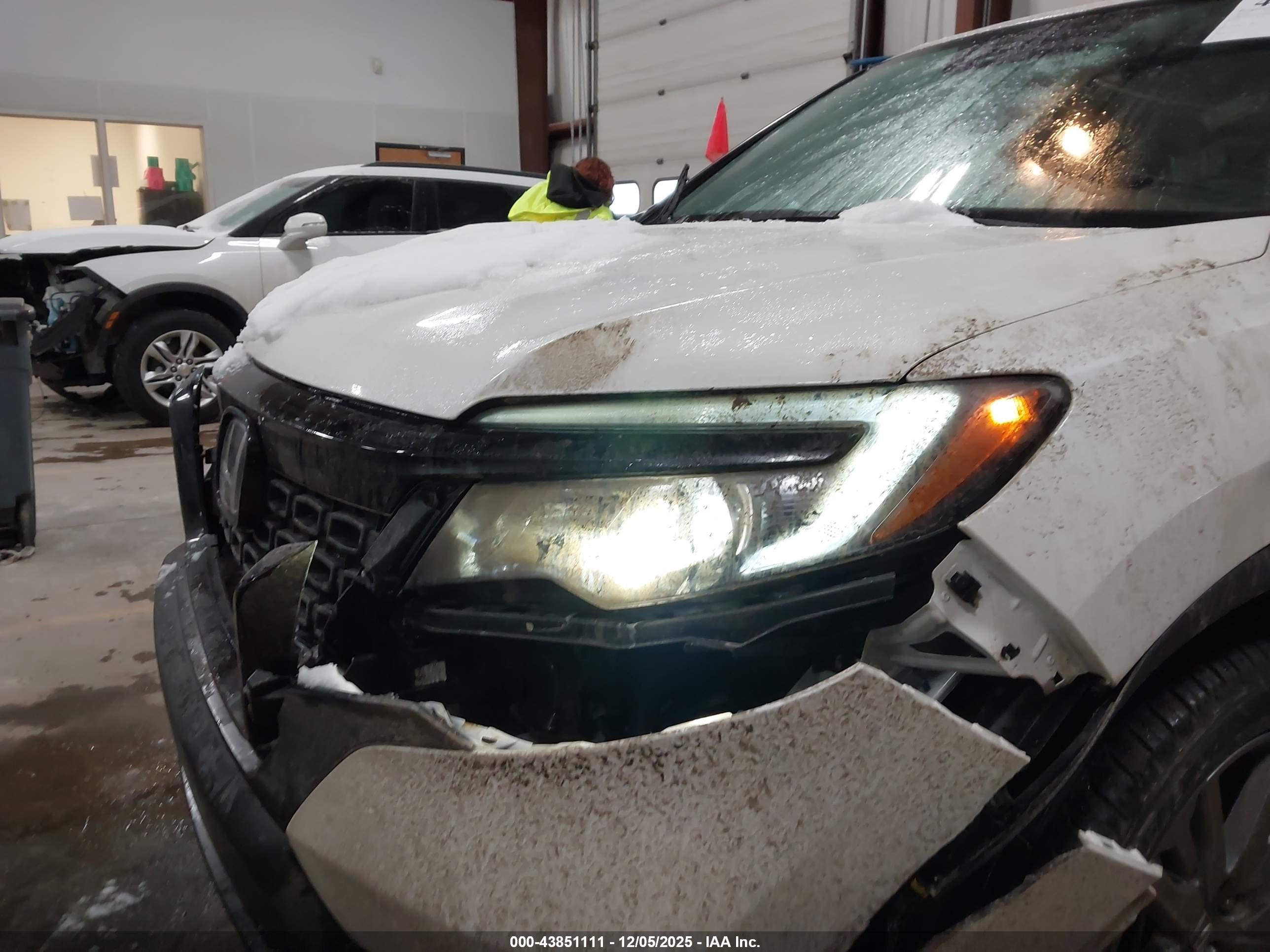 HONDA PASSPORT image 6