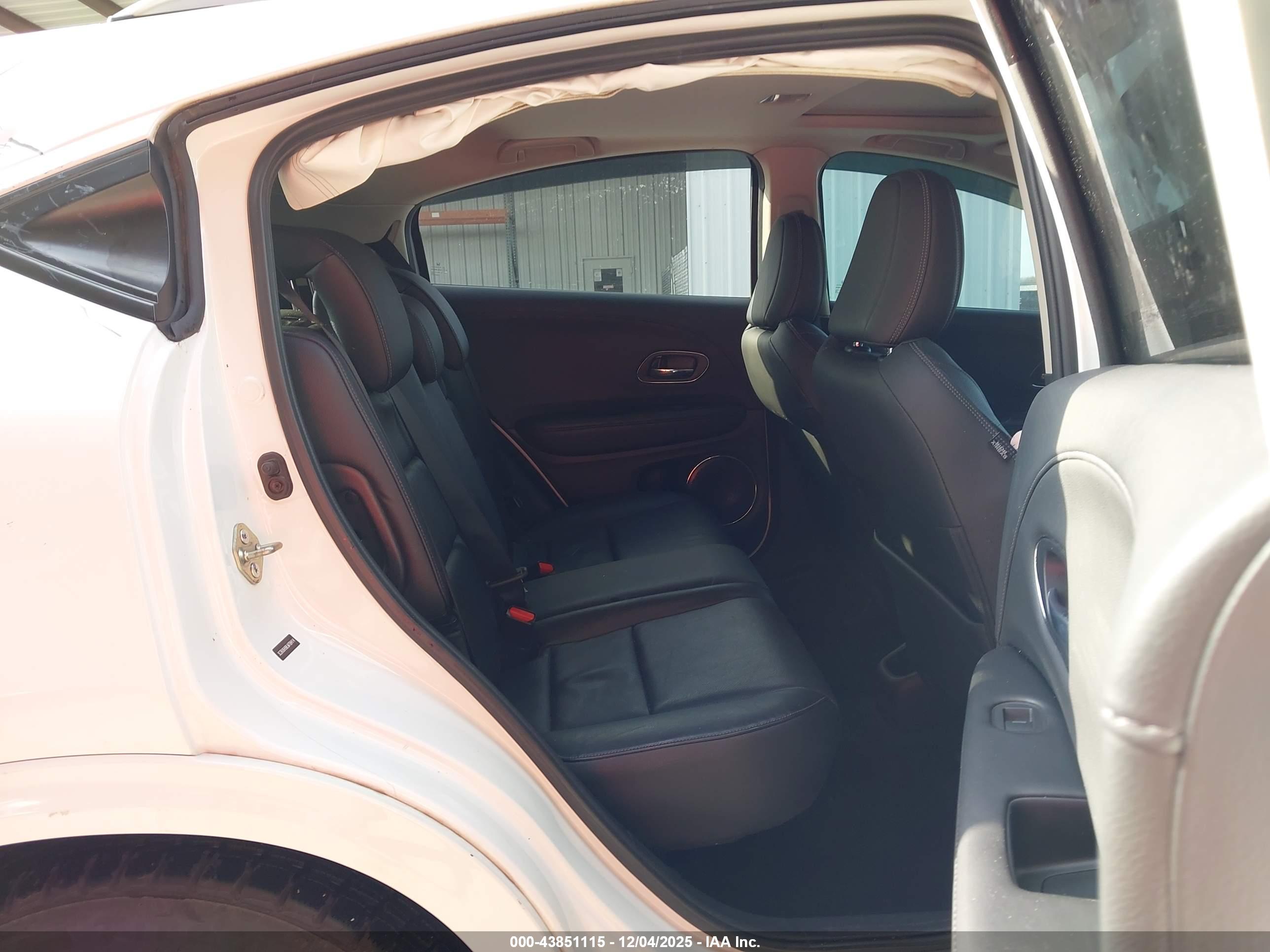 HONDA HR-V image 8