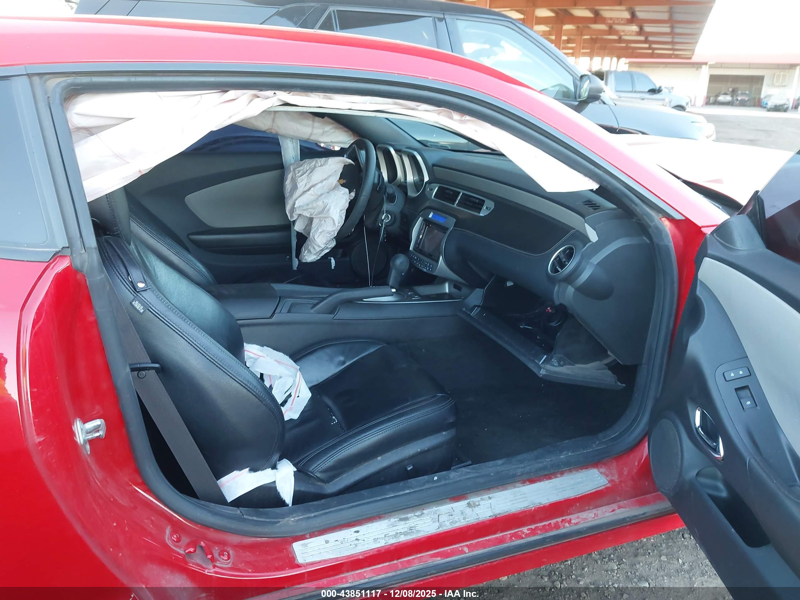 CHEVROLET CAMARO image 5