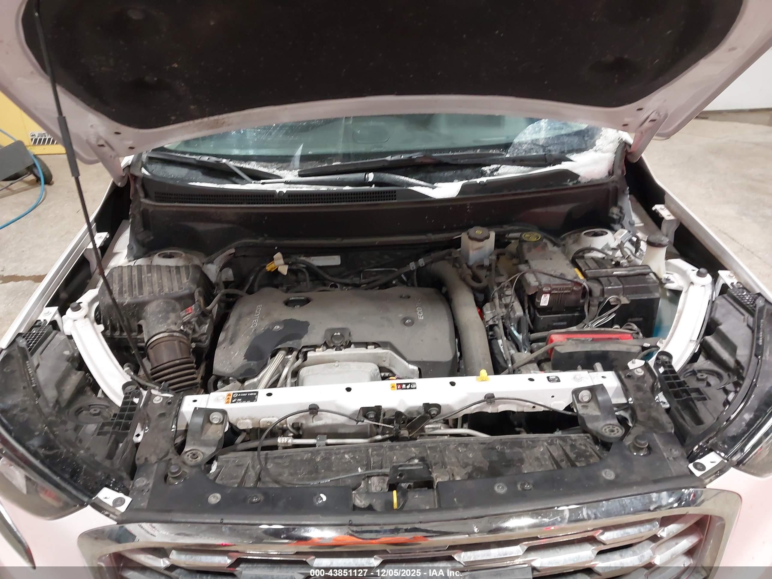 GMC TERRAIN image 10