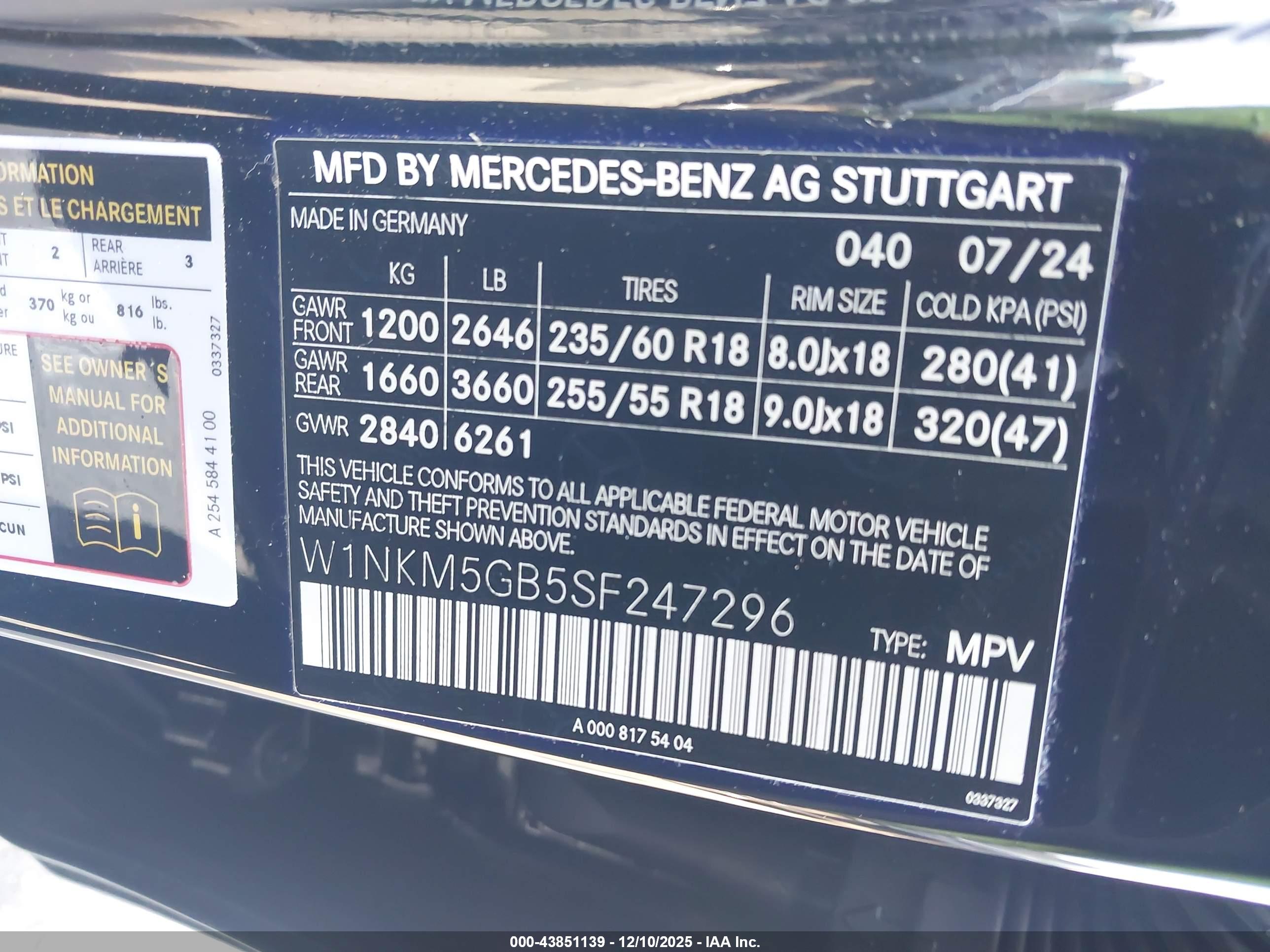 MERCEDES-BENZ GLC image 9