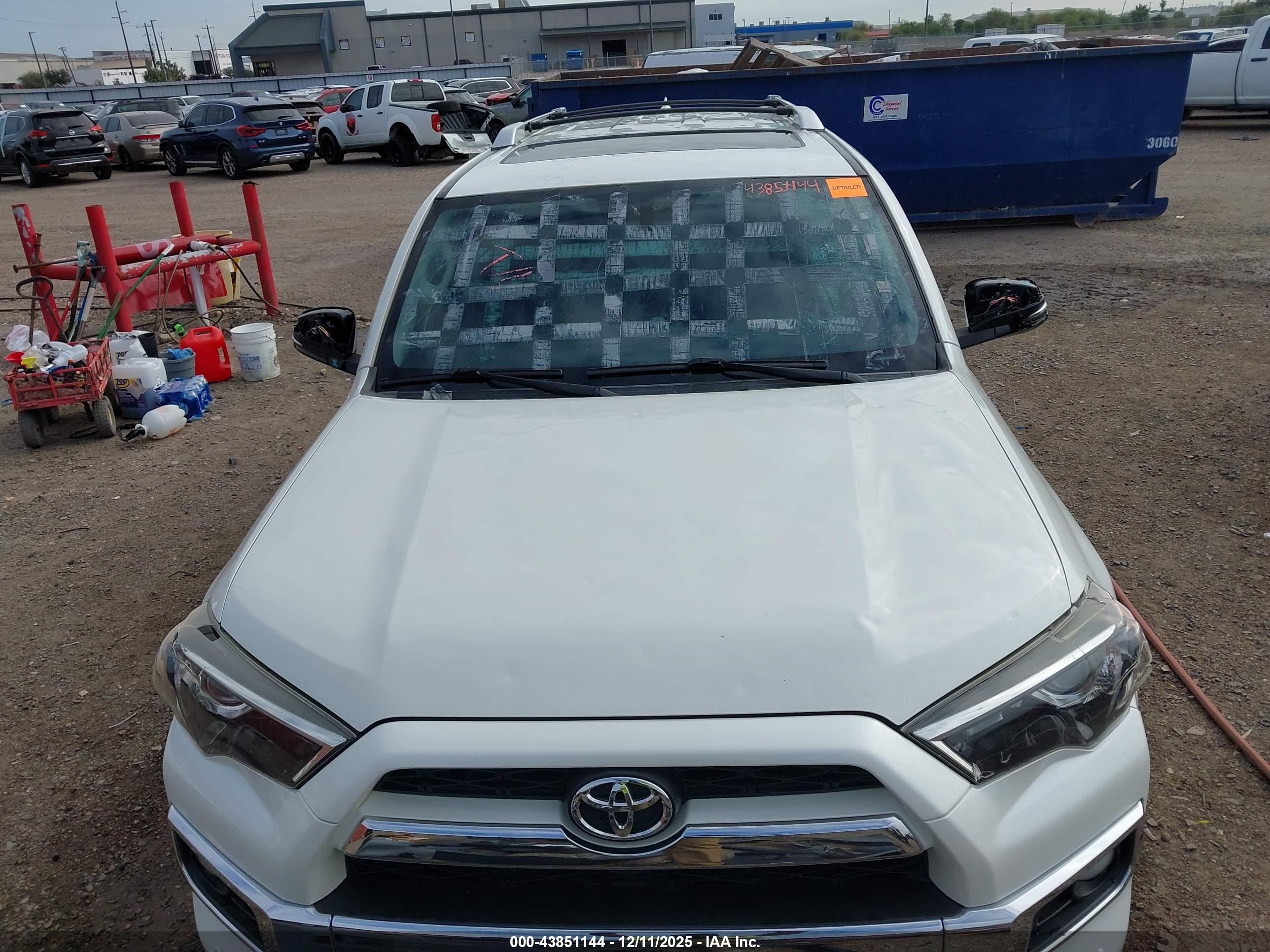 TOYOTA 4RUNNER image 6
