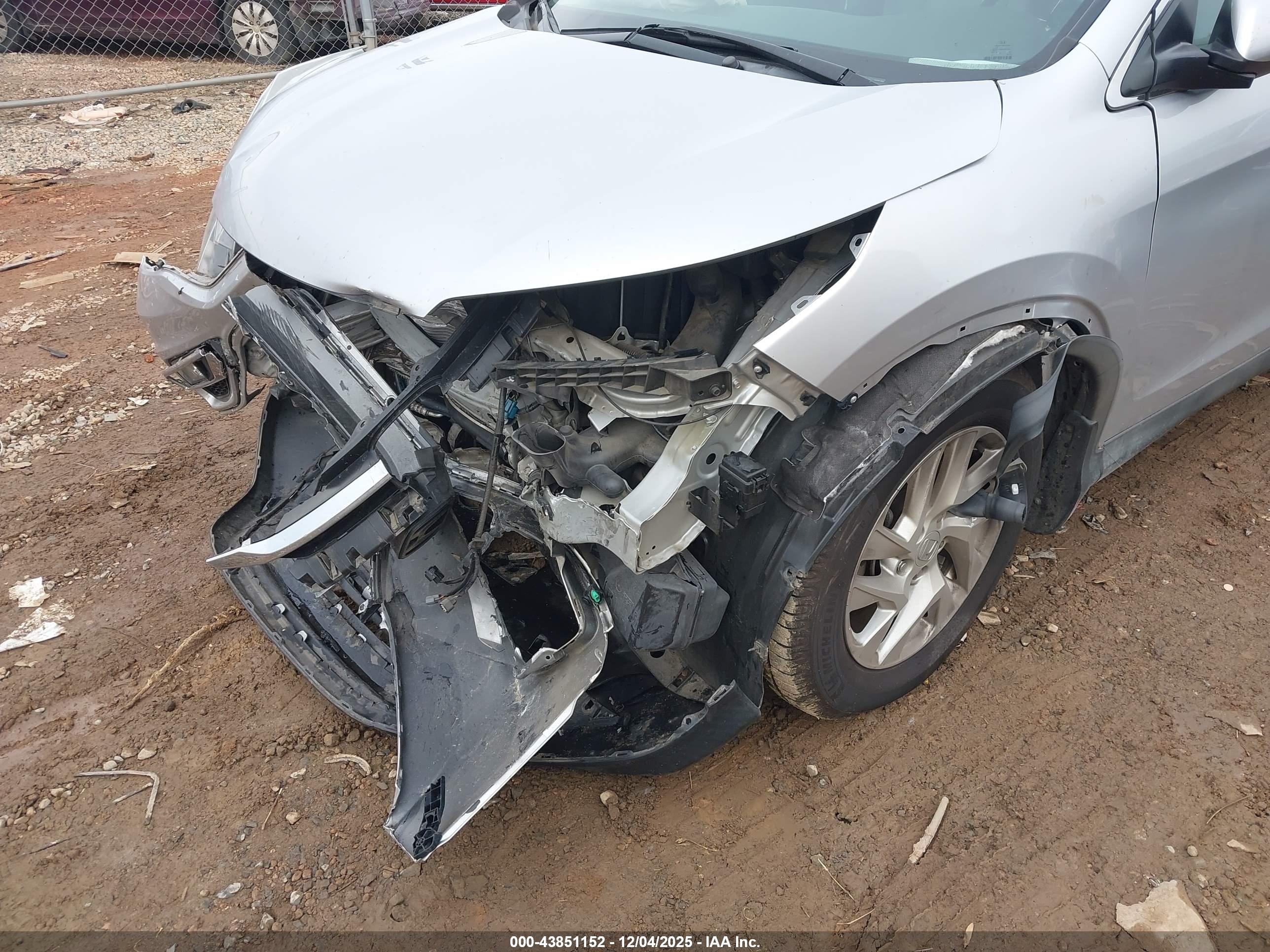 HONDA CR-V image 6