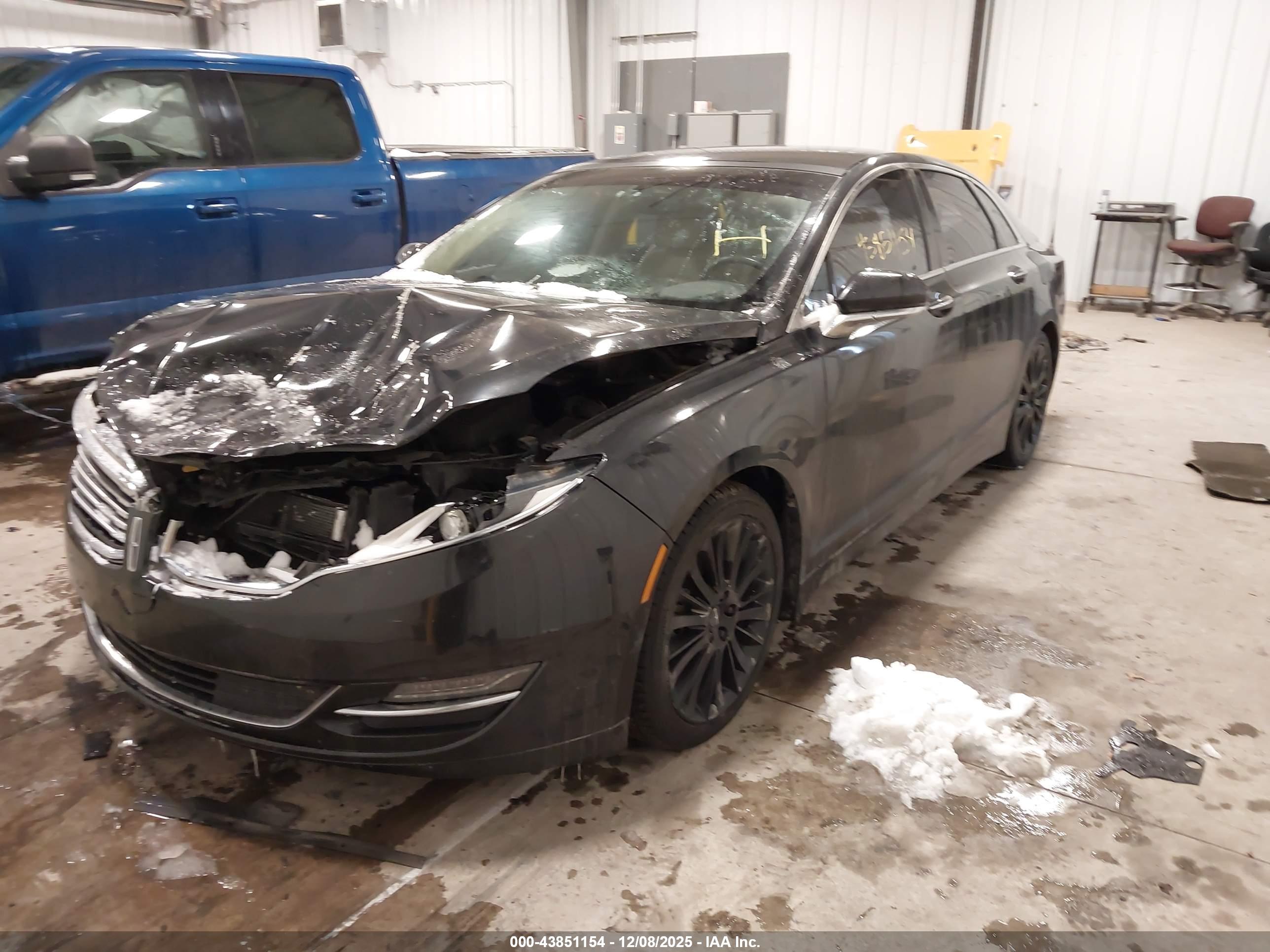 LINCOLN MKZ image 2