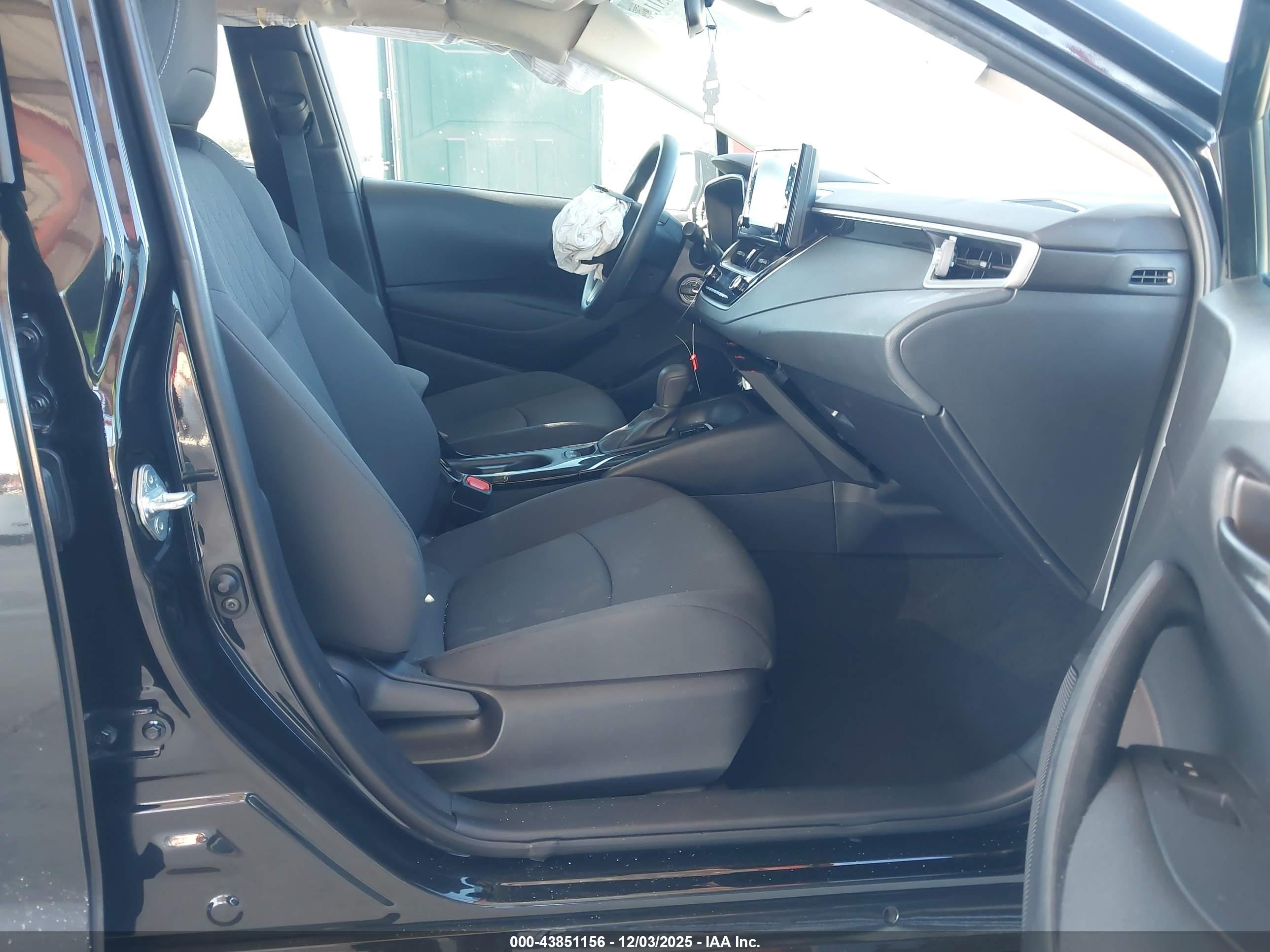 TOYOTA COROLLA image 5