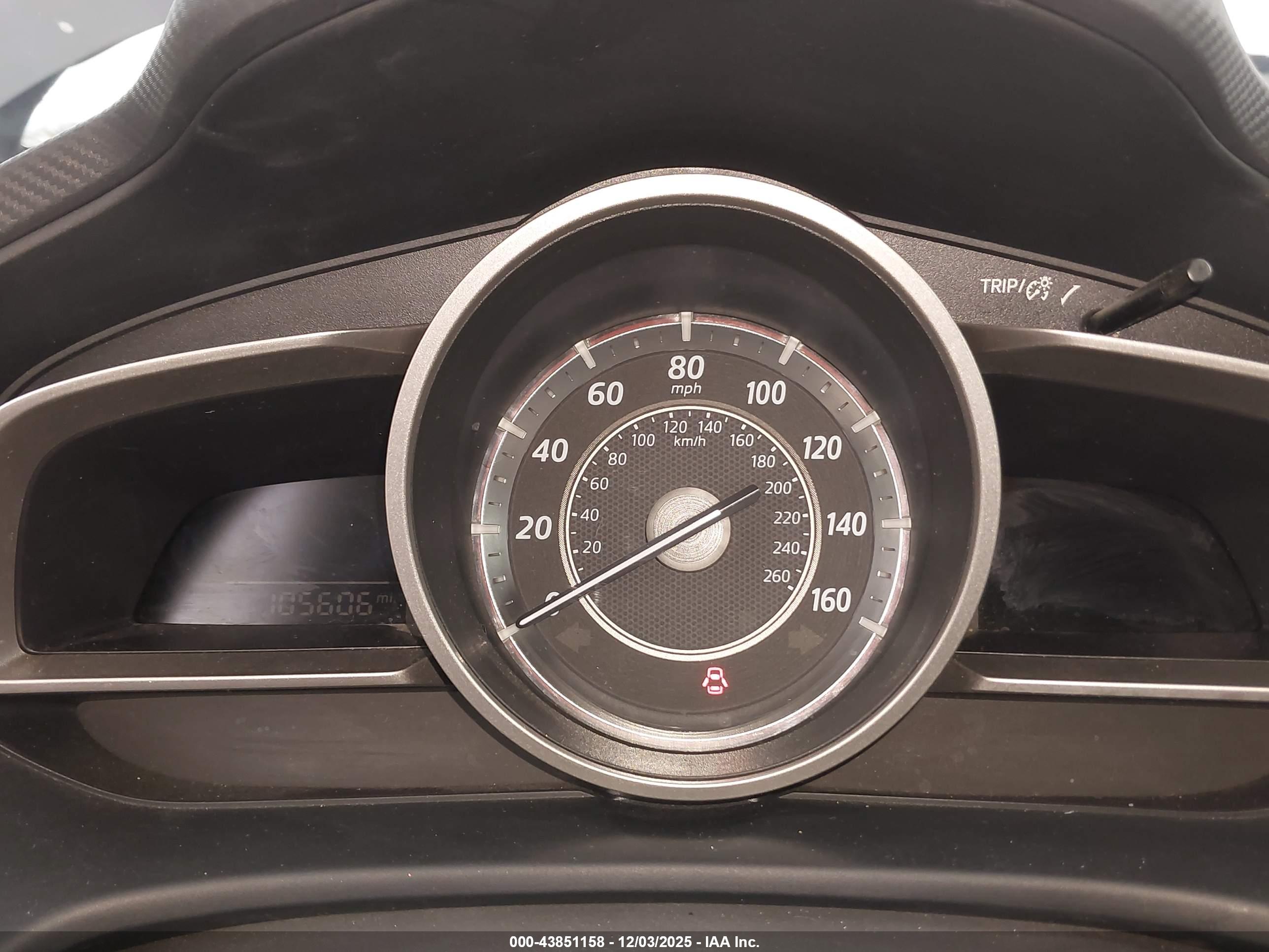 MAZDA MAZDA3 image 7