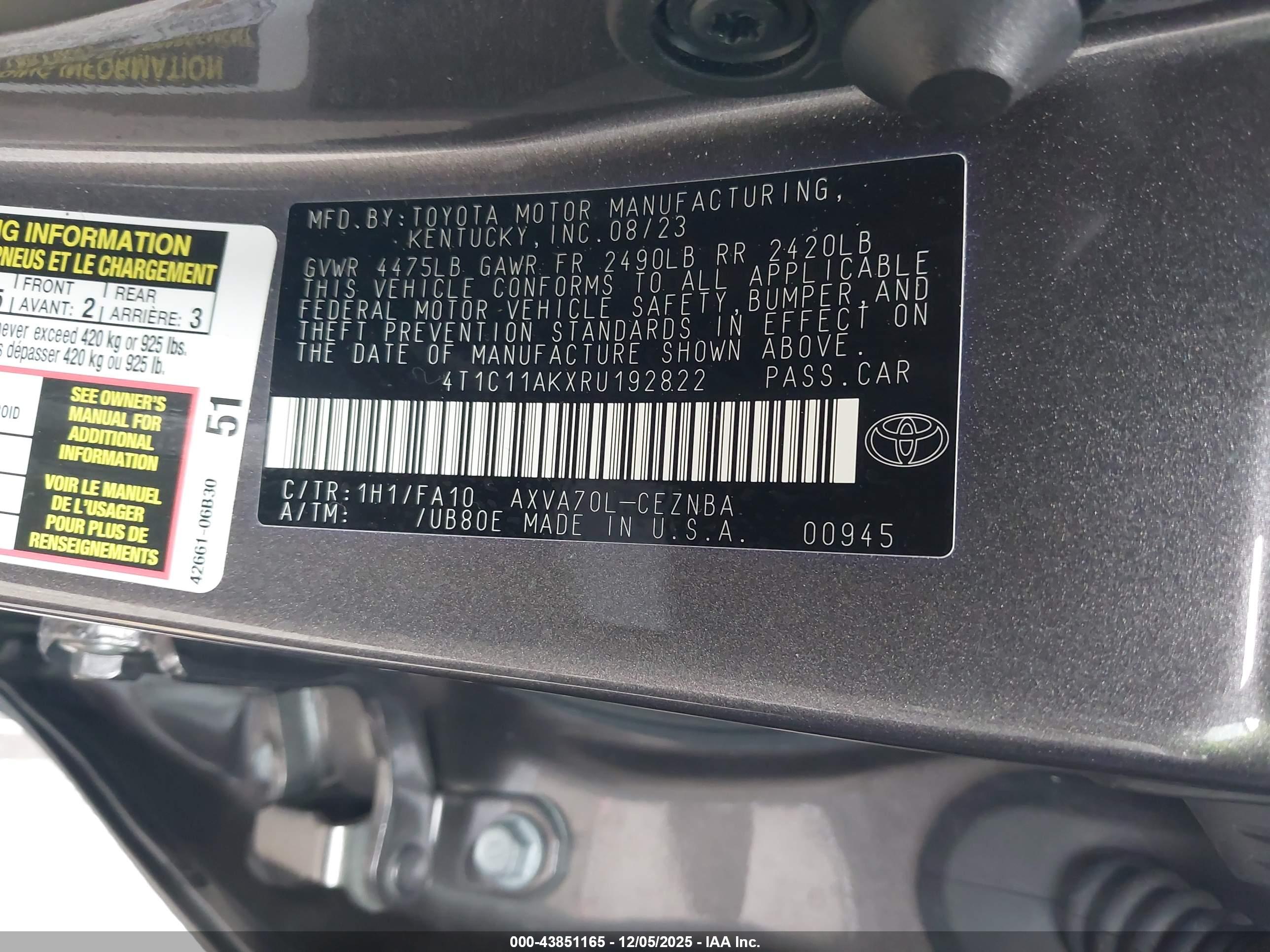 TOYOTA CAMRY image 9