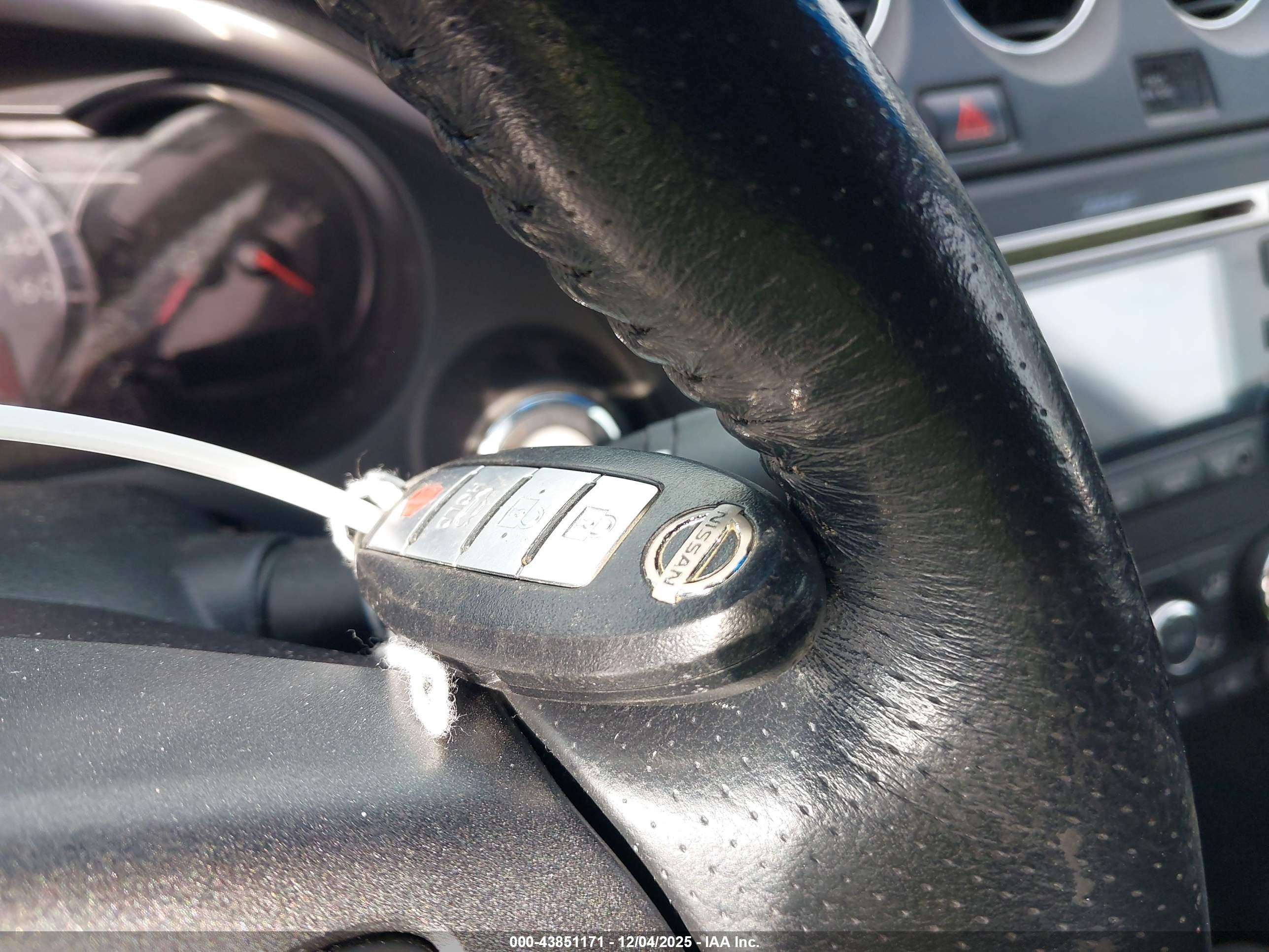 NISSAN ALTIMA image 11