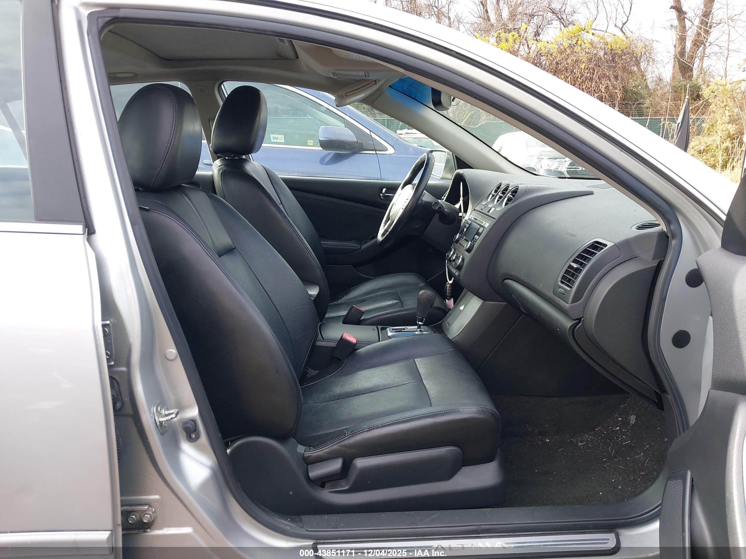 NISSAN ALTIMA image 5