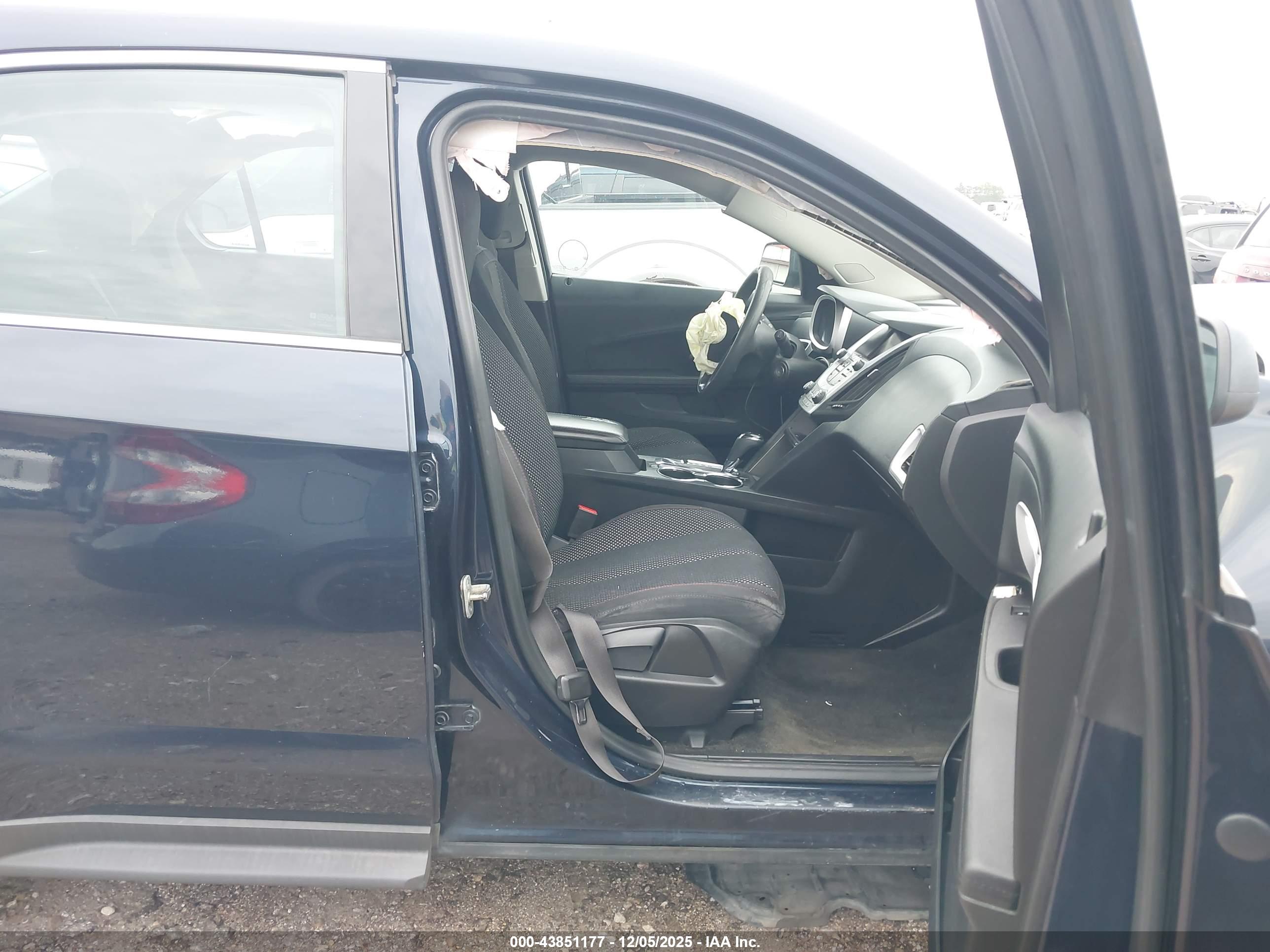 CHEVROLET EQUINOX image 5