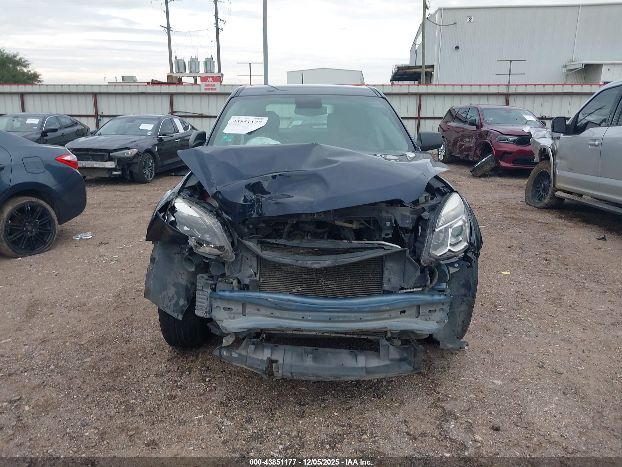 CHEVROLET EQUINOX image 6