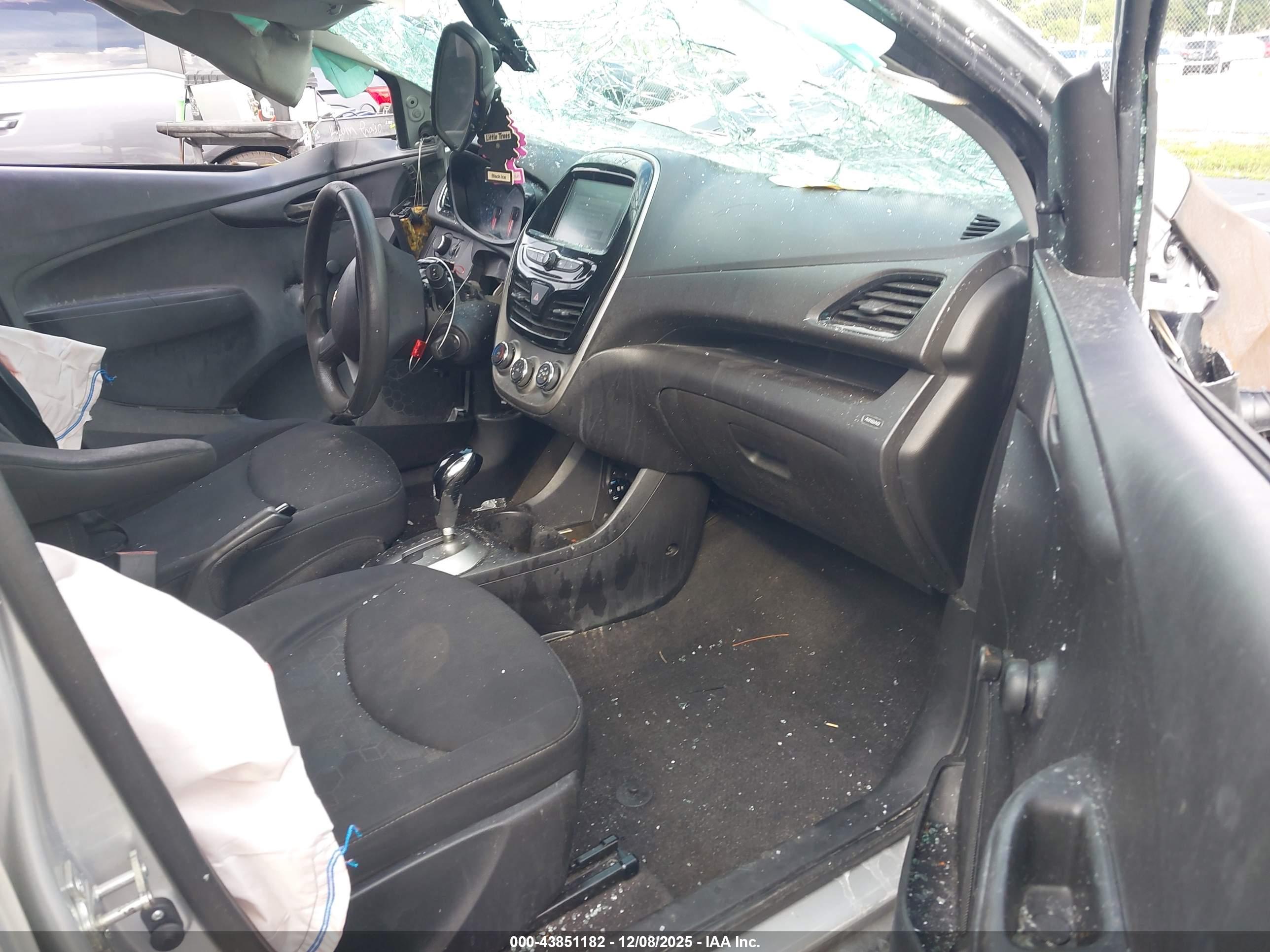 CHEVROLET SPARK image 5