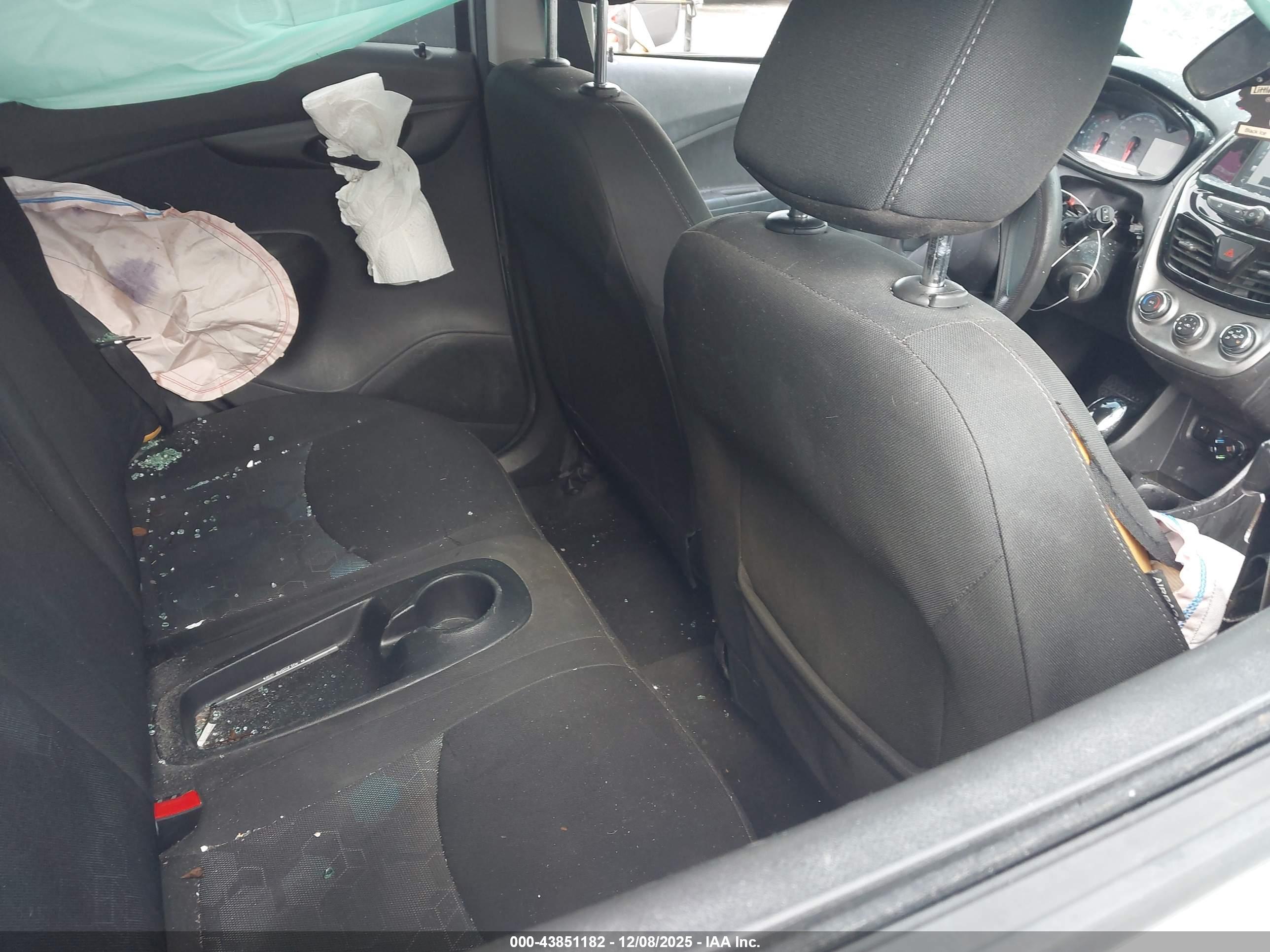 CHEVROLET SPARK image 8