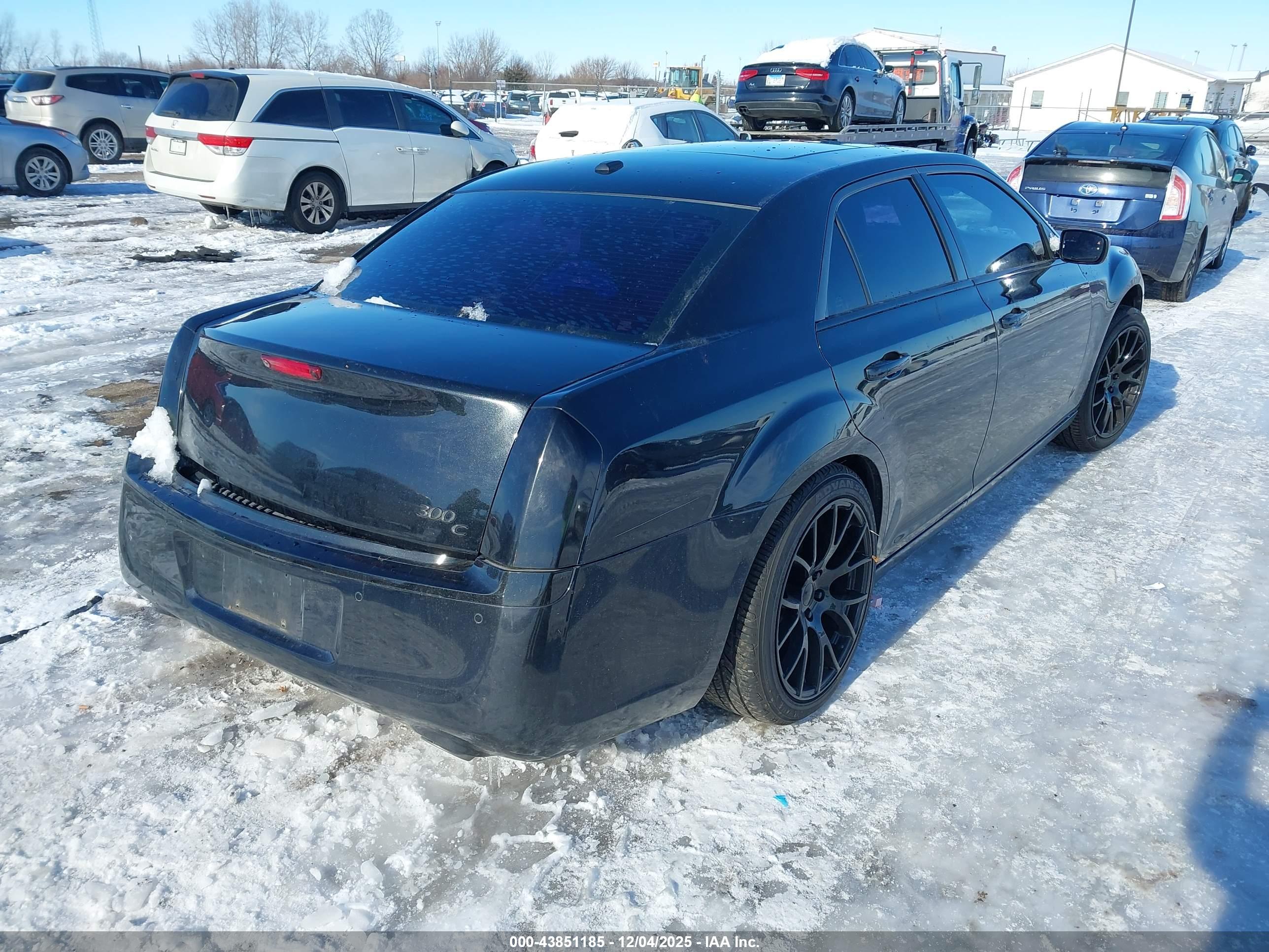 CHRYSLER 300C image 4
