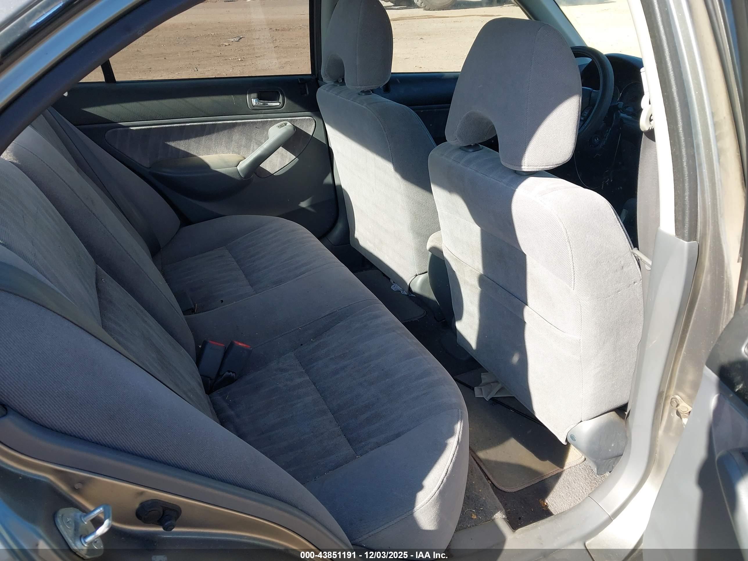 HONDA CIVIC image 8