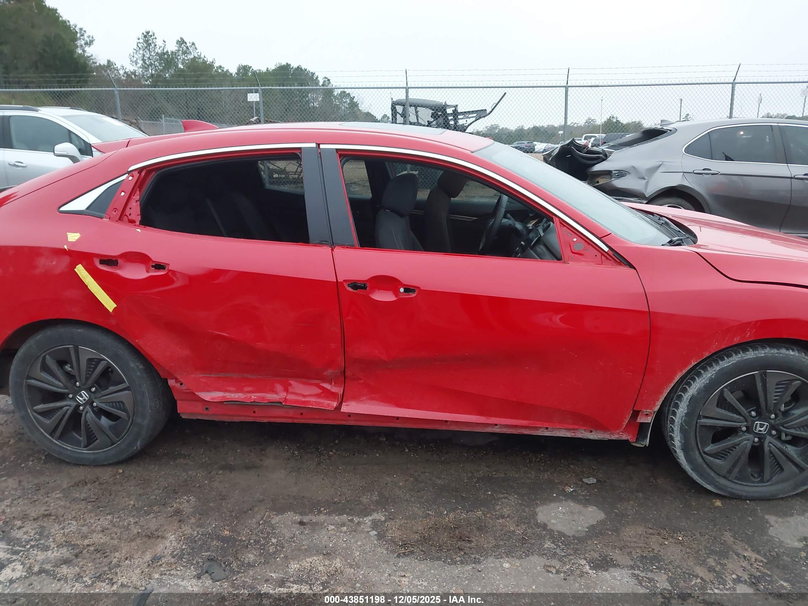 HONDA CIVIC image 6