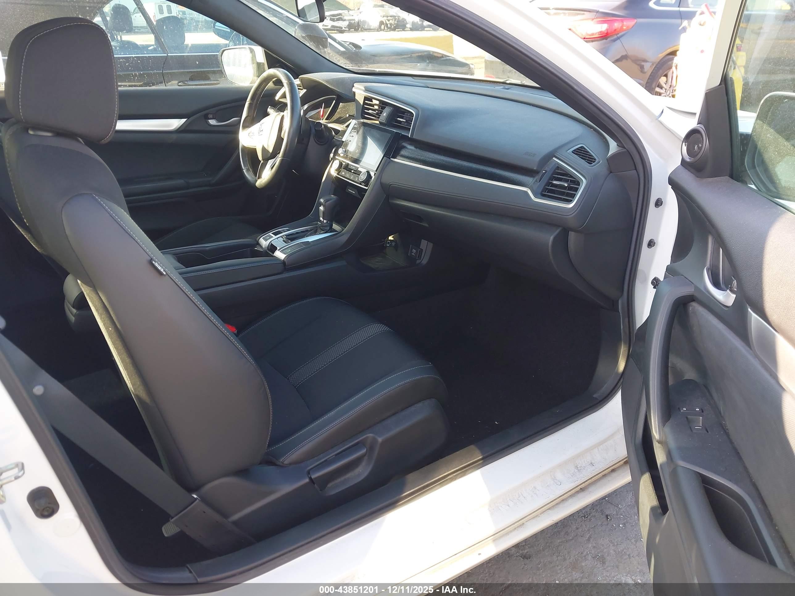 HONDA CIVIC image 5