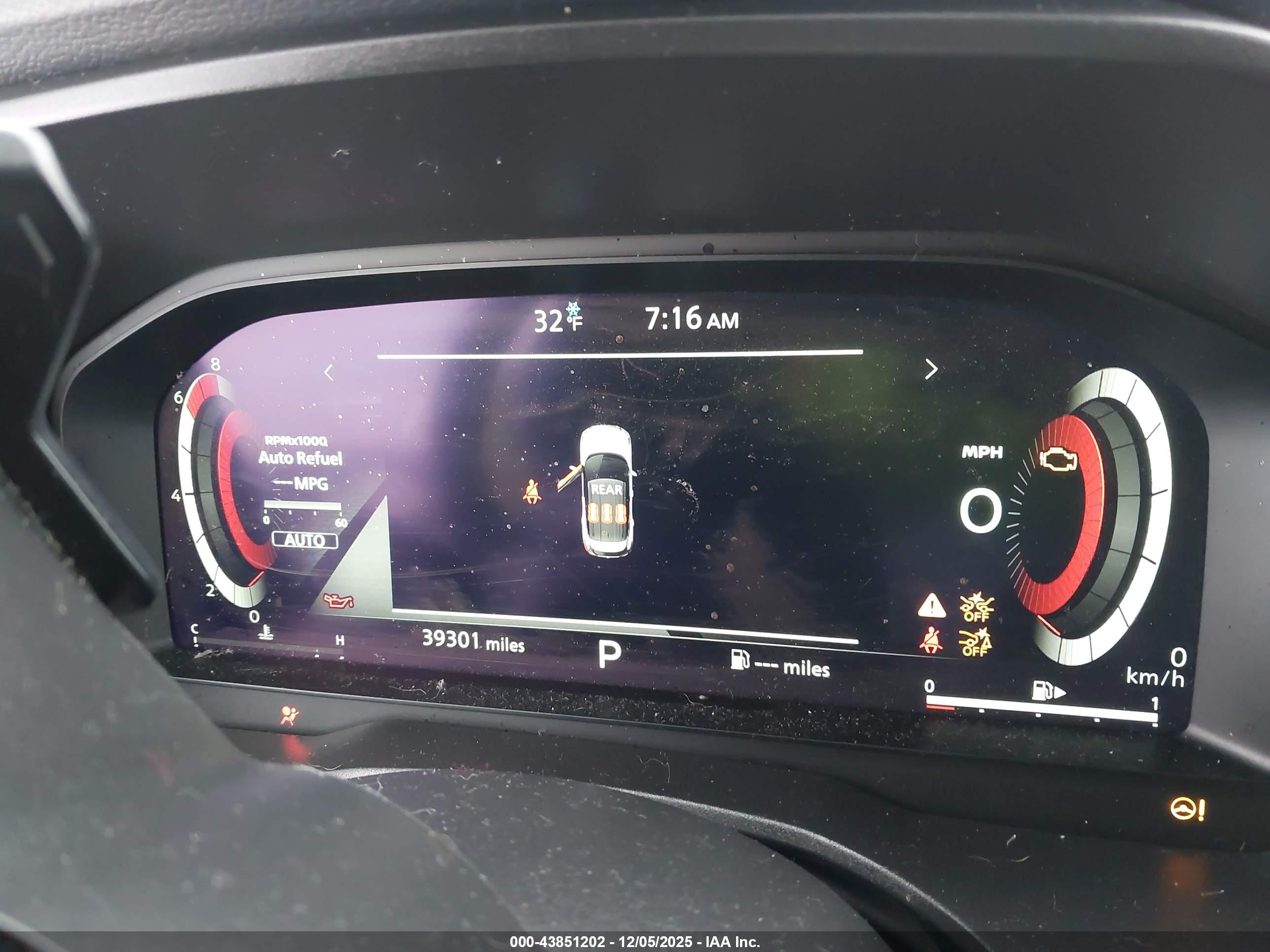 NISSAN ROGUE image 7