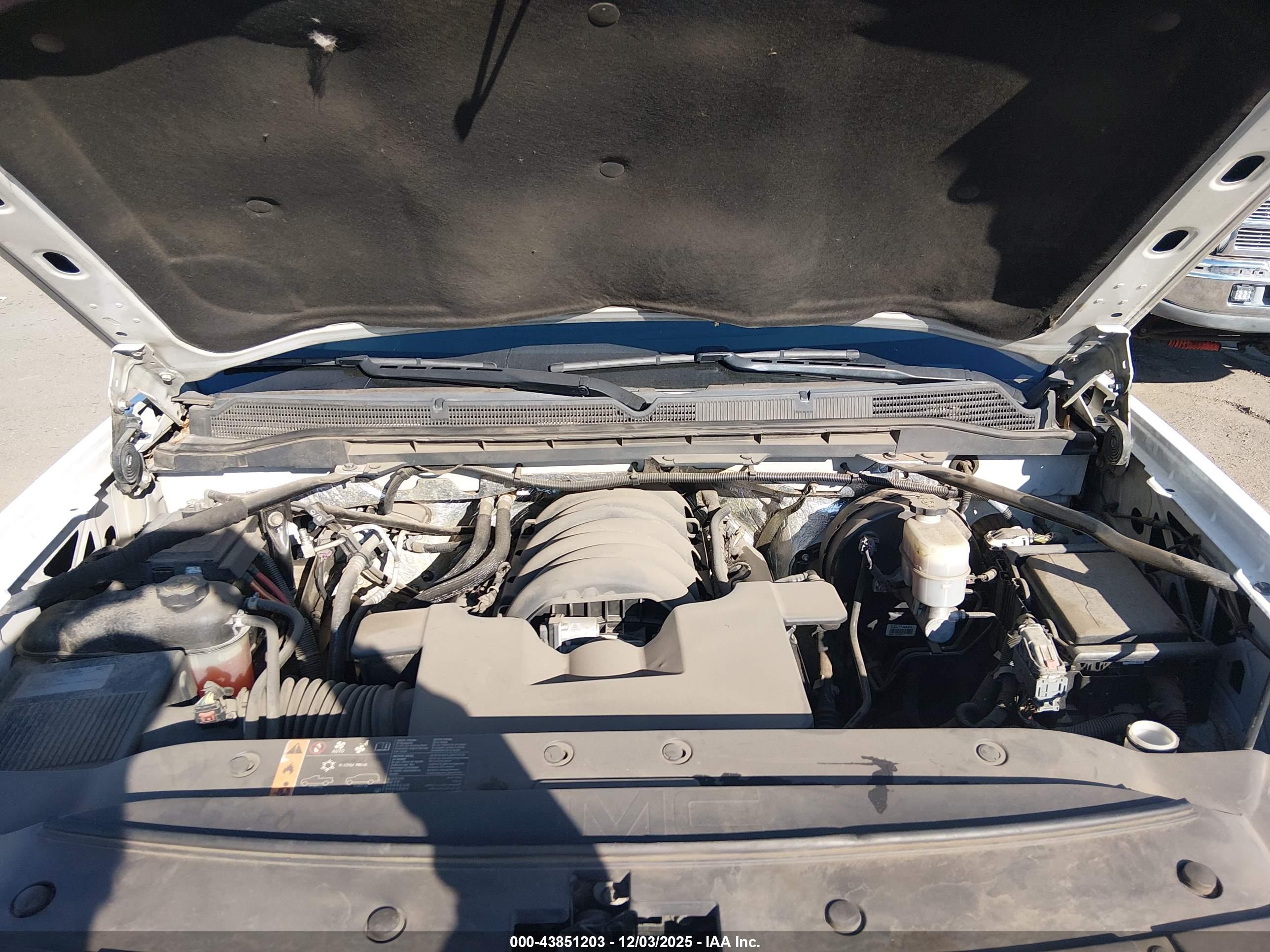 GMC SIERRA image 10
