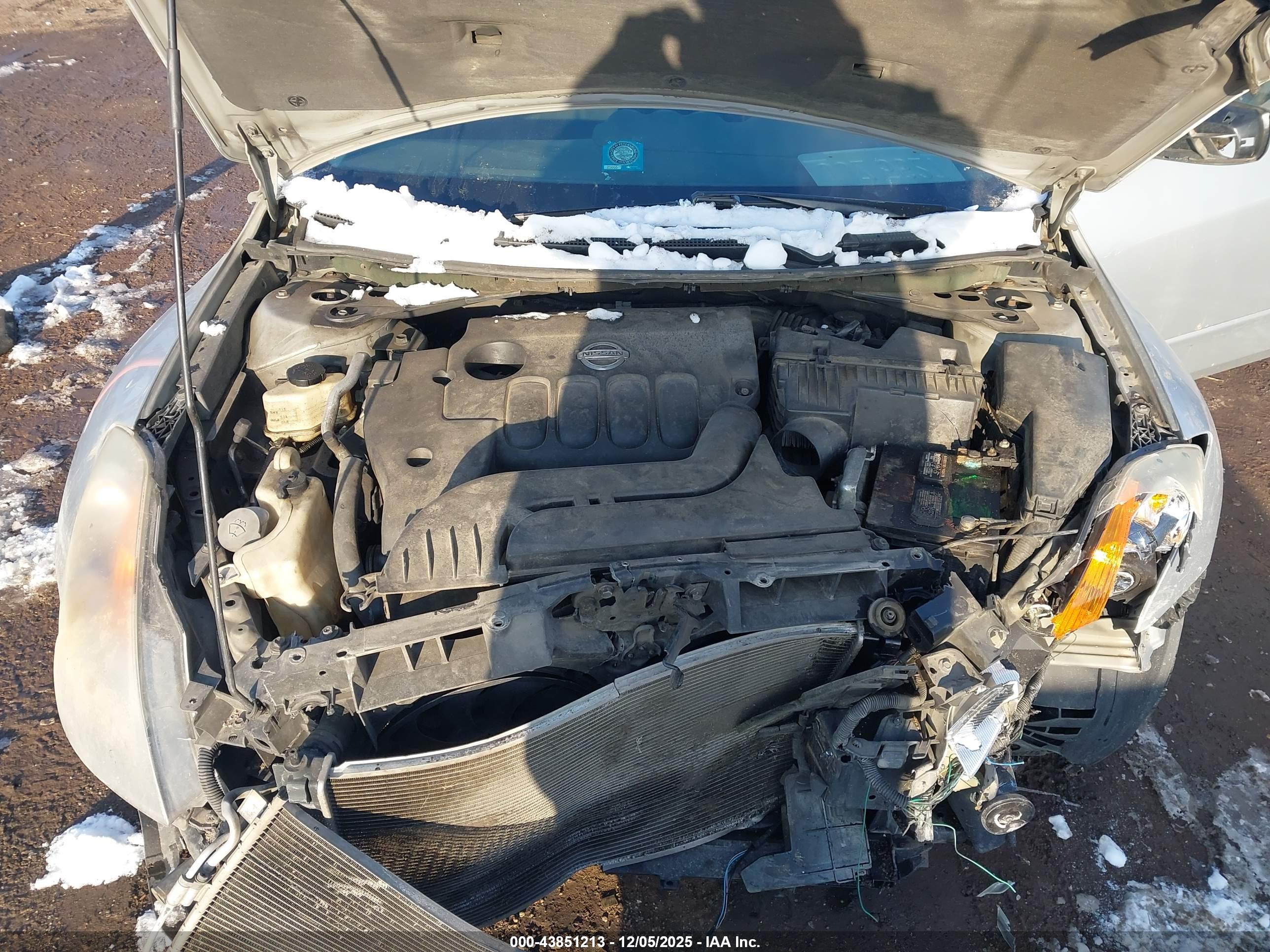 NISSAN ALTIMA image 10