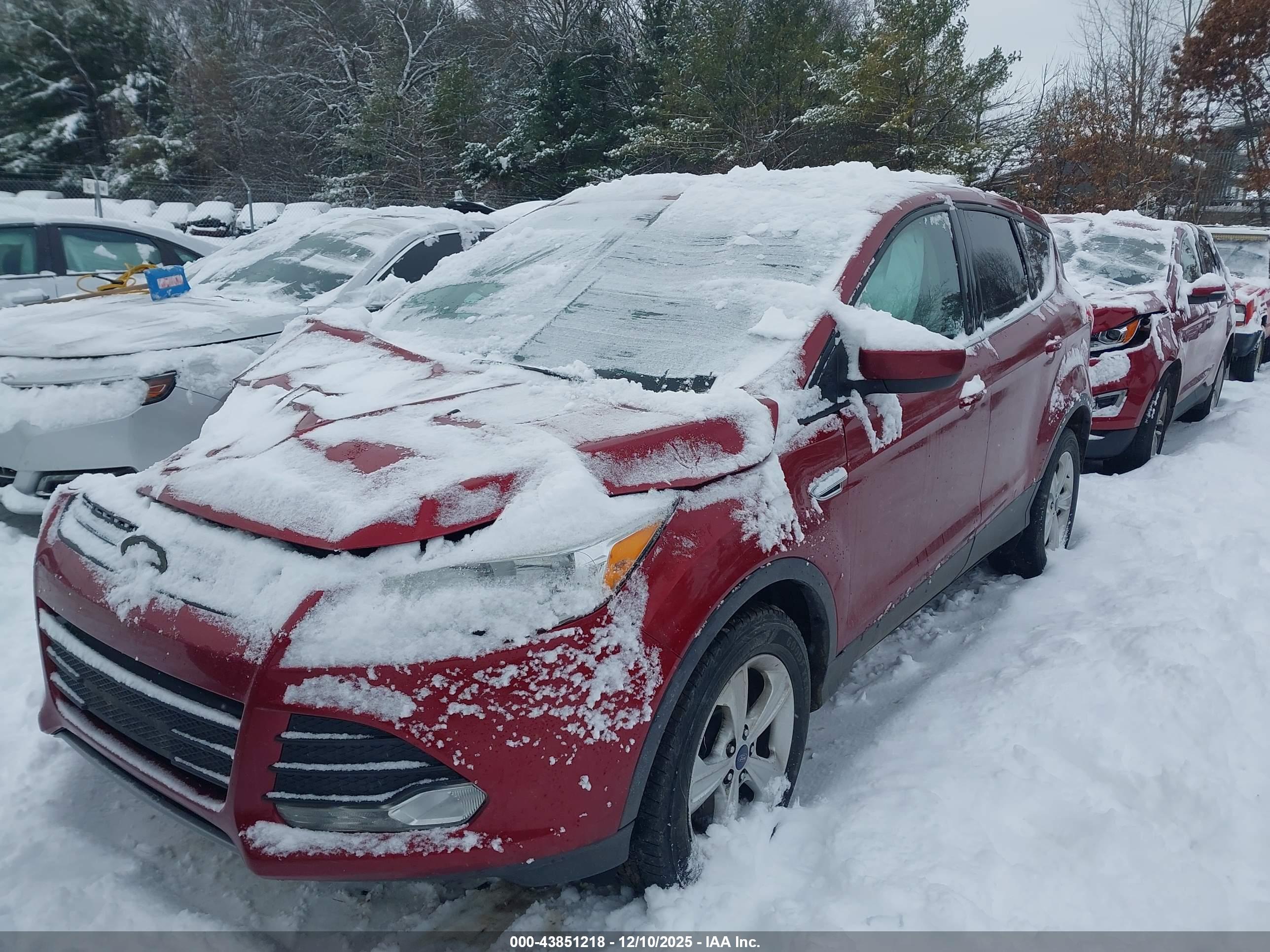 FORD ESCAPE image 2