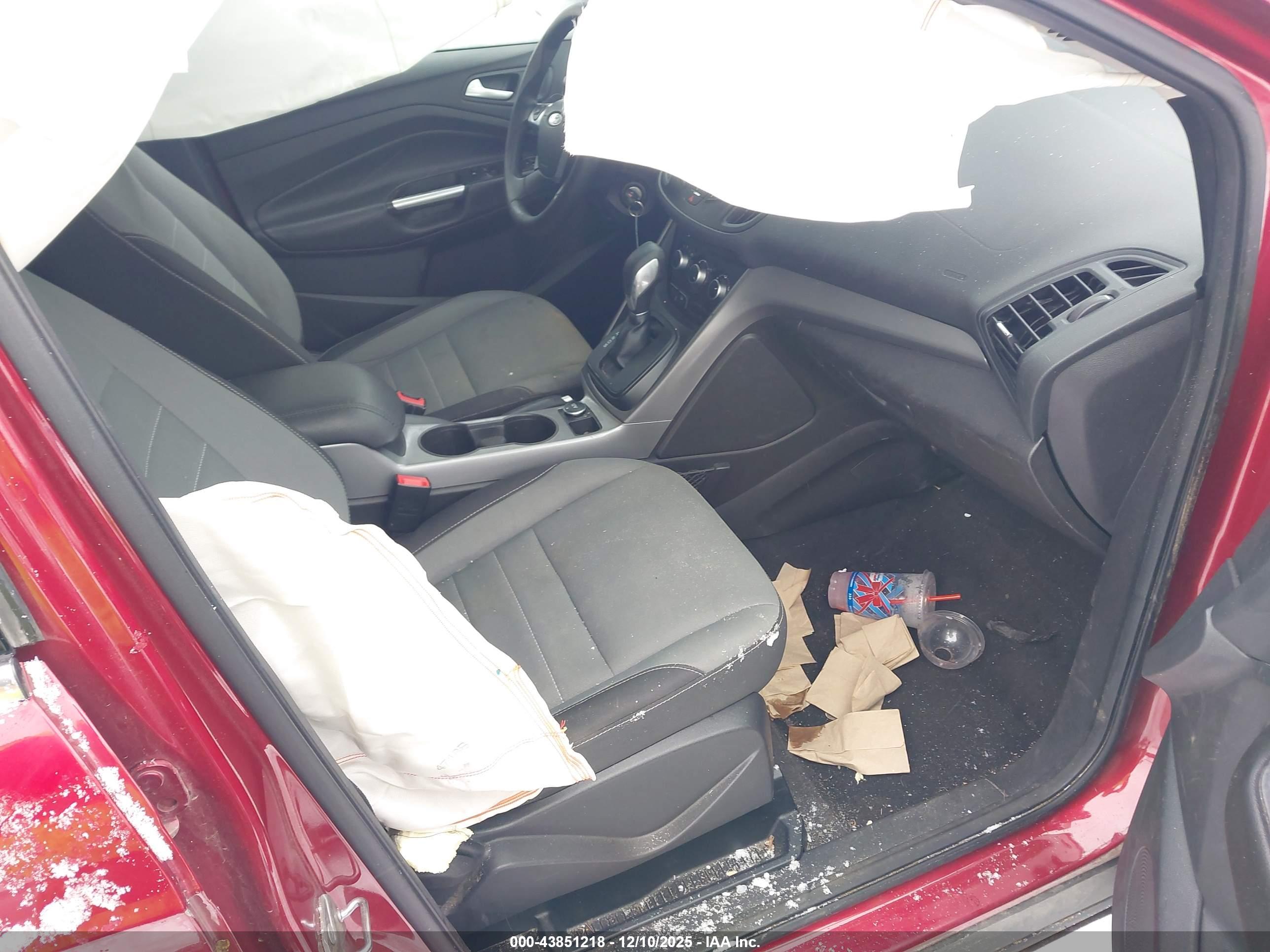 FORD ESCAPE image 5