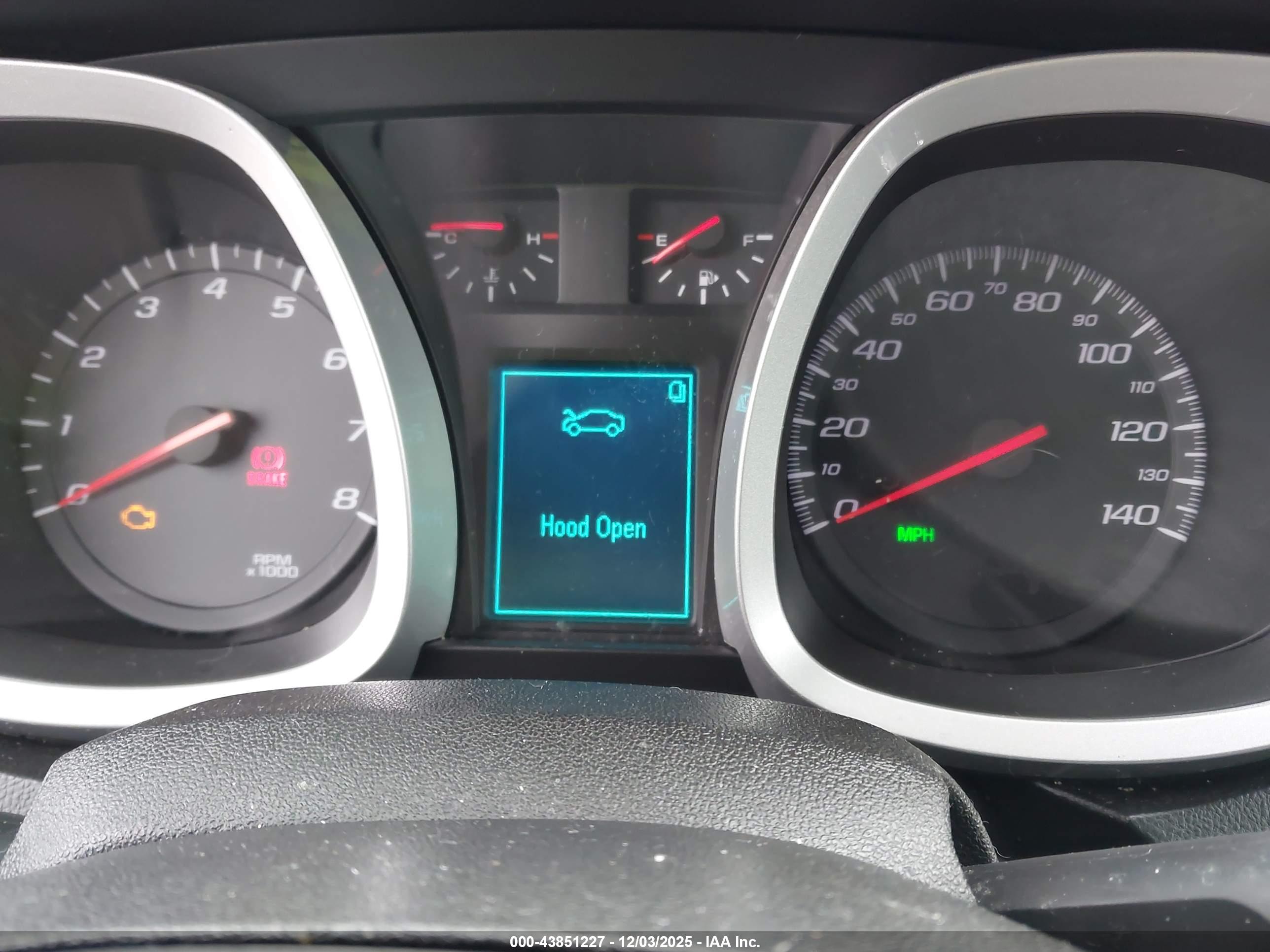 CHEVROLET EQUINOX image 7