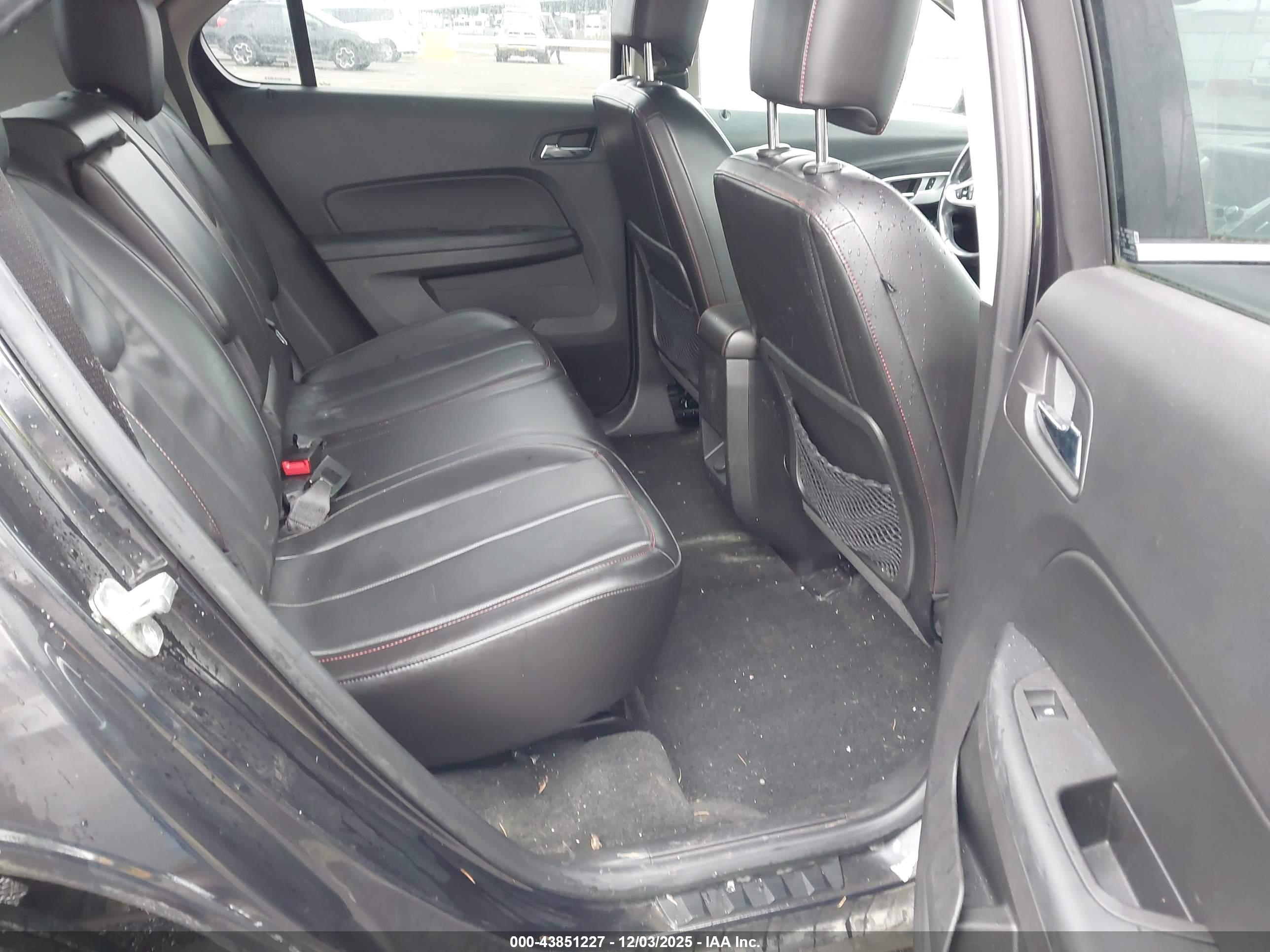 CHEVROLET EQUINOX image 8