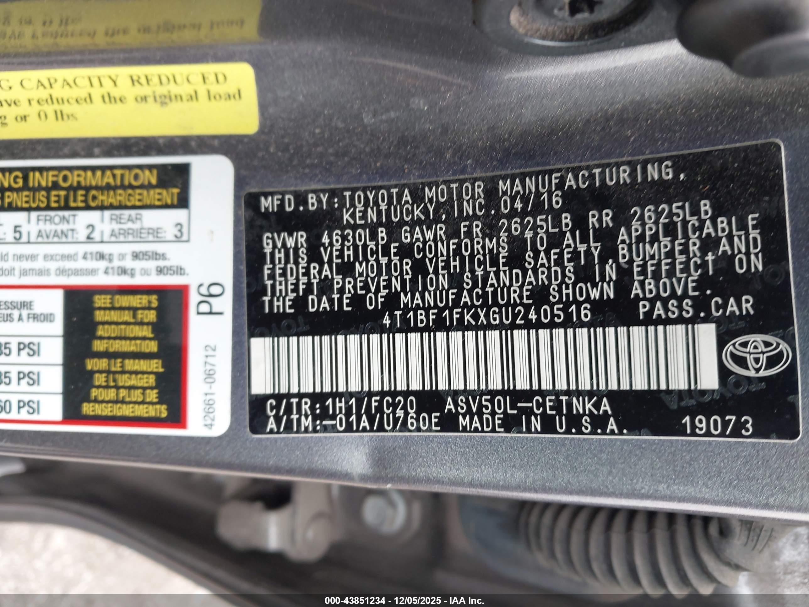 TOYOTA CAMRY image 9
