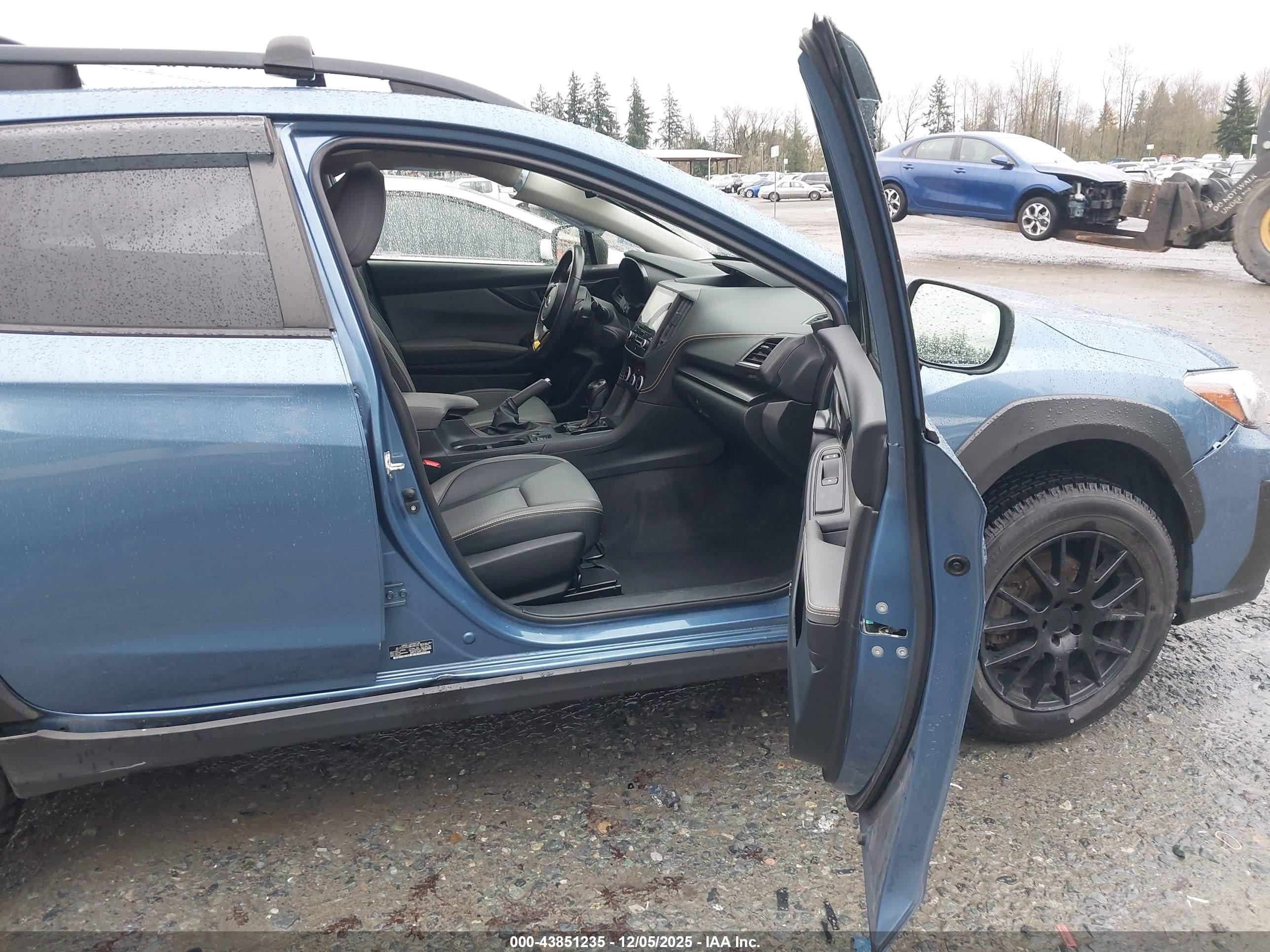 SUBARU CROSSTREK image 5