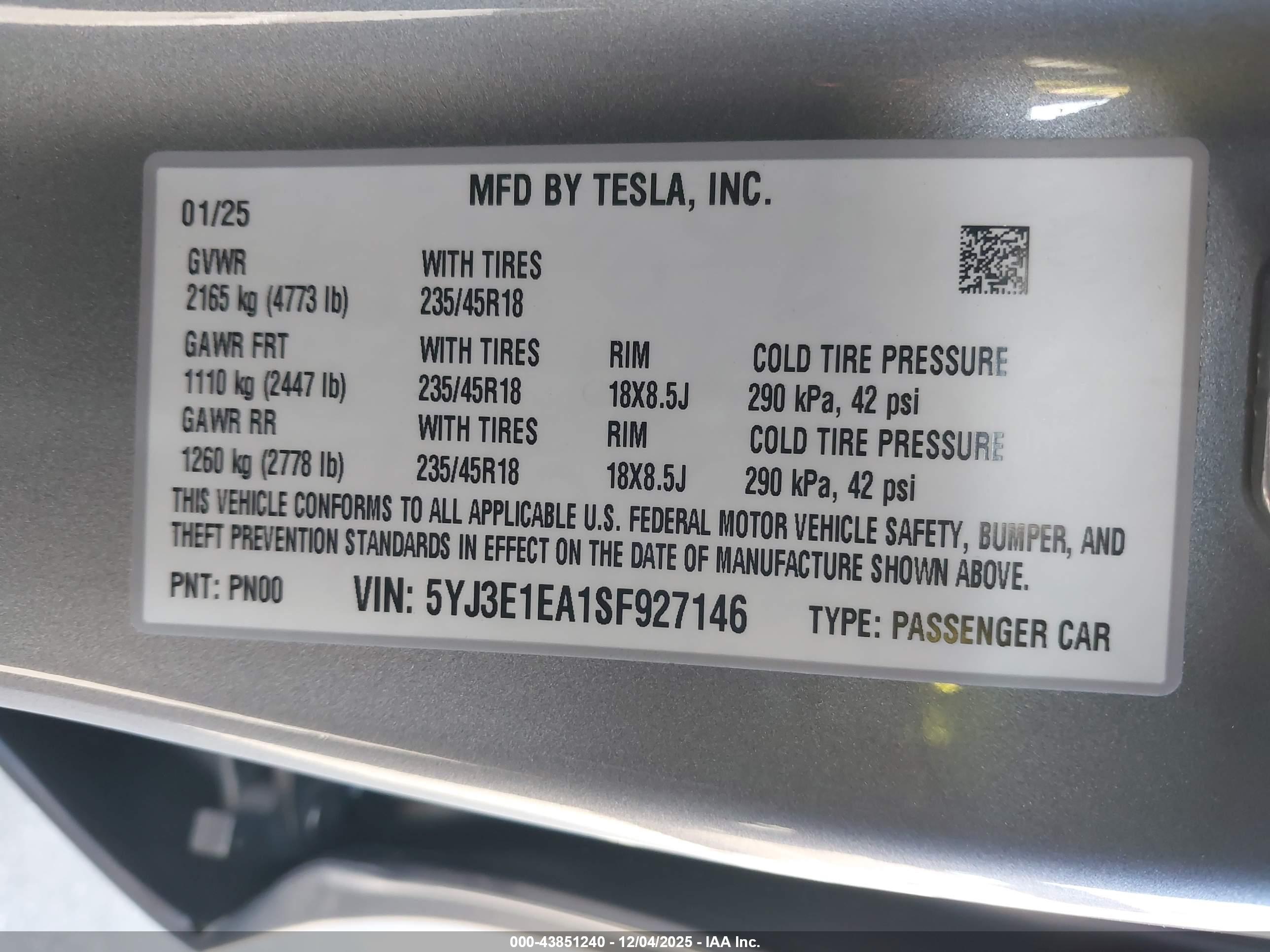TESLA MODEL image 9