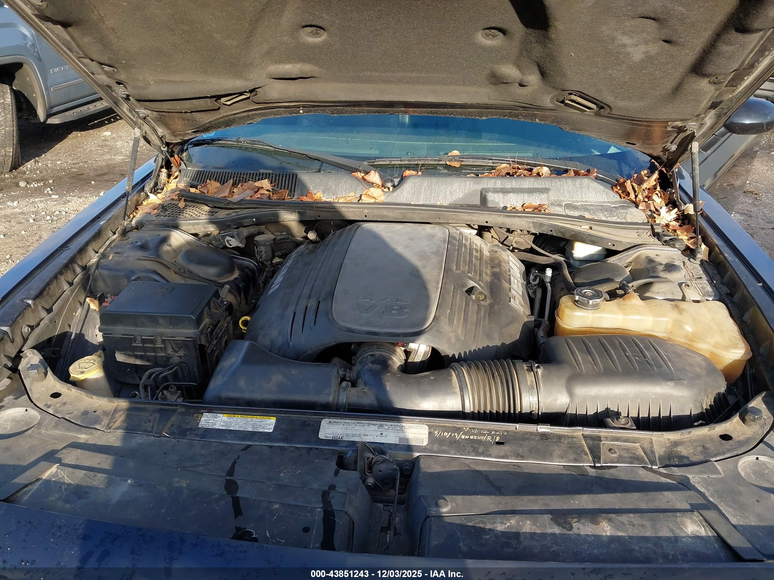DODGE CHALLENGER image 10