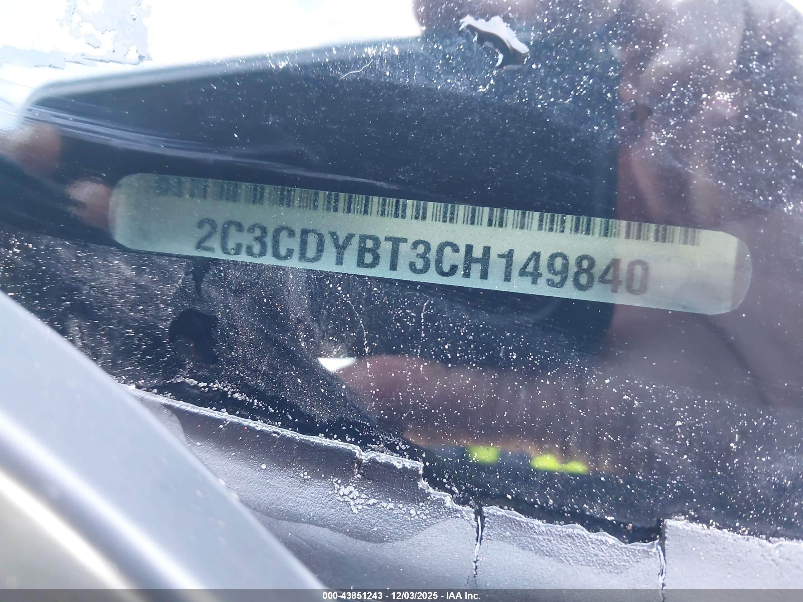 DODGE CHALLENGER image 9