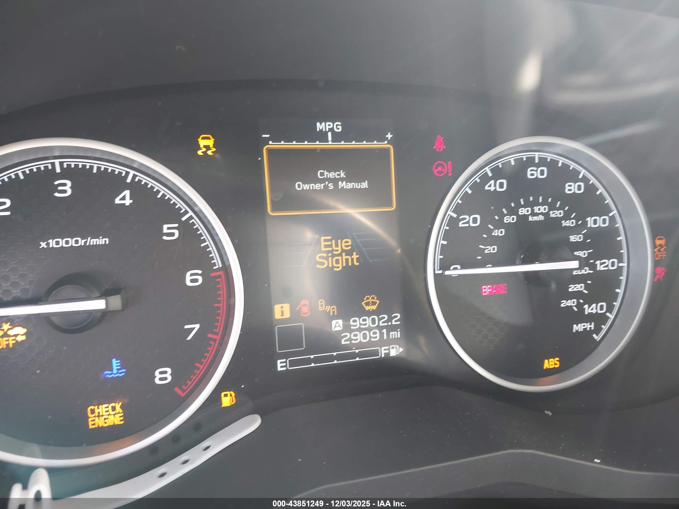 SUBARU FORESTER image 7