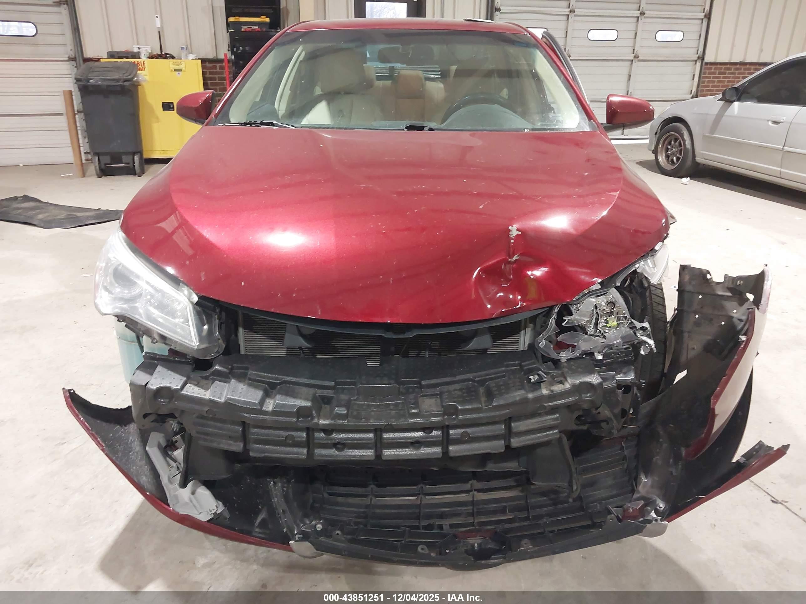 TOYOTA CAMRY image 6