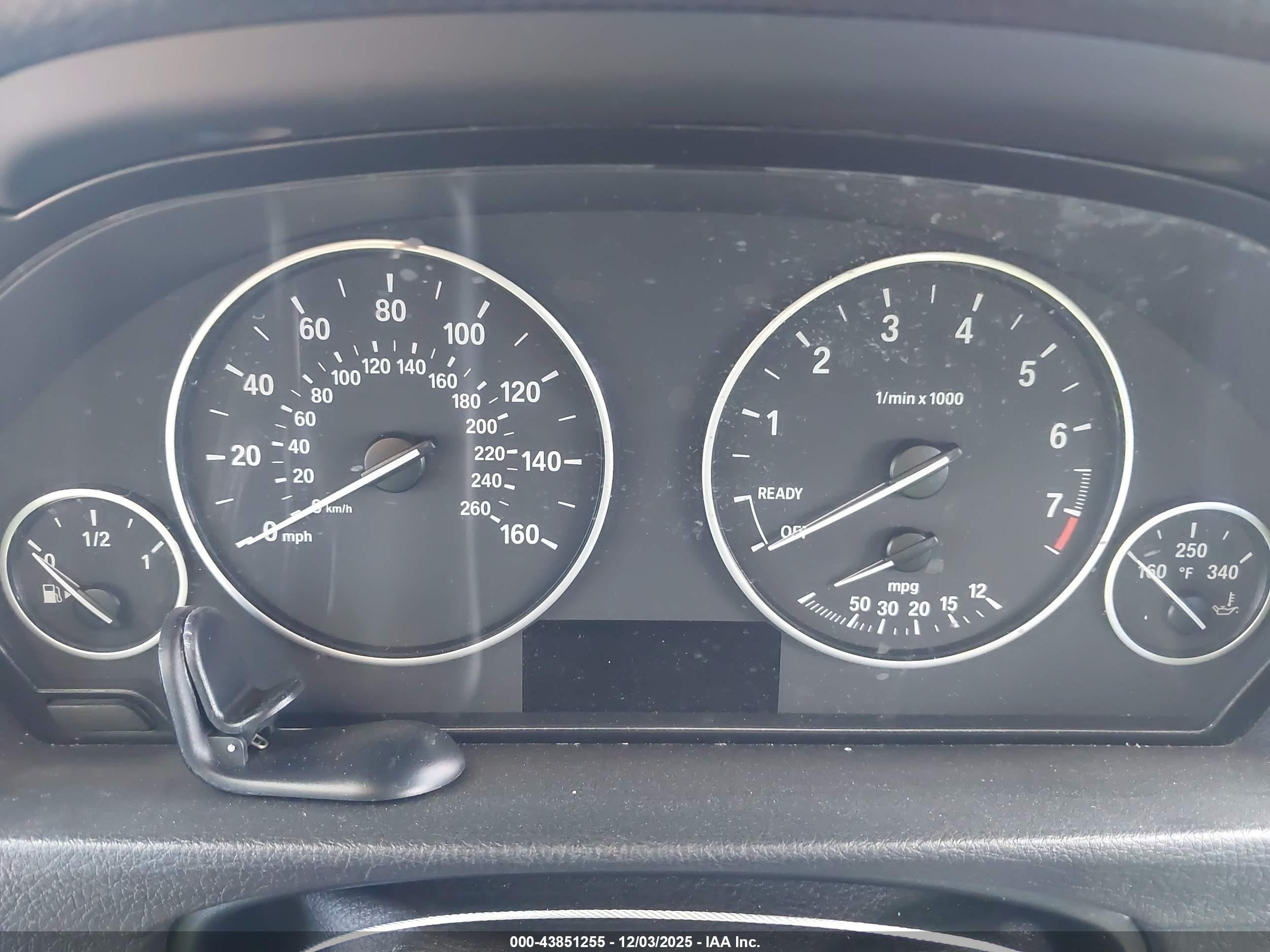 BMW 320I image 7