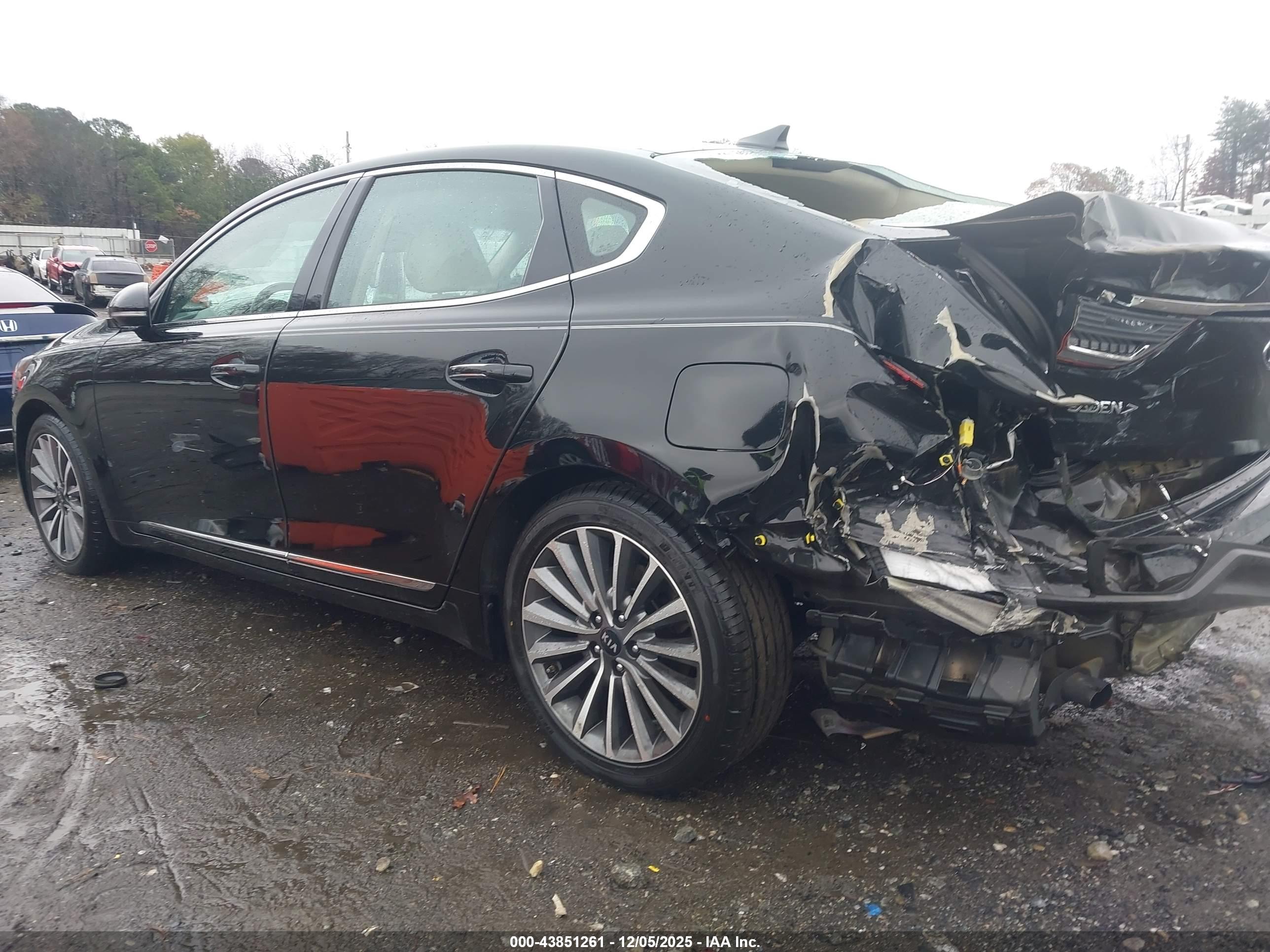 KIA CADENZA image 6
