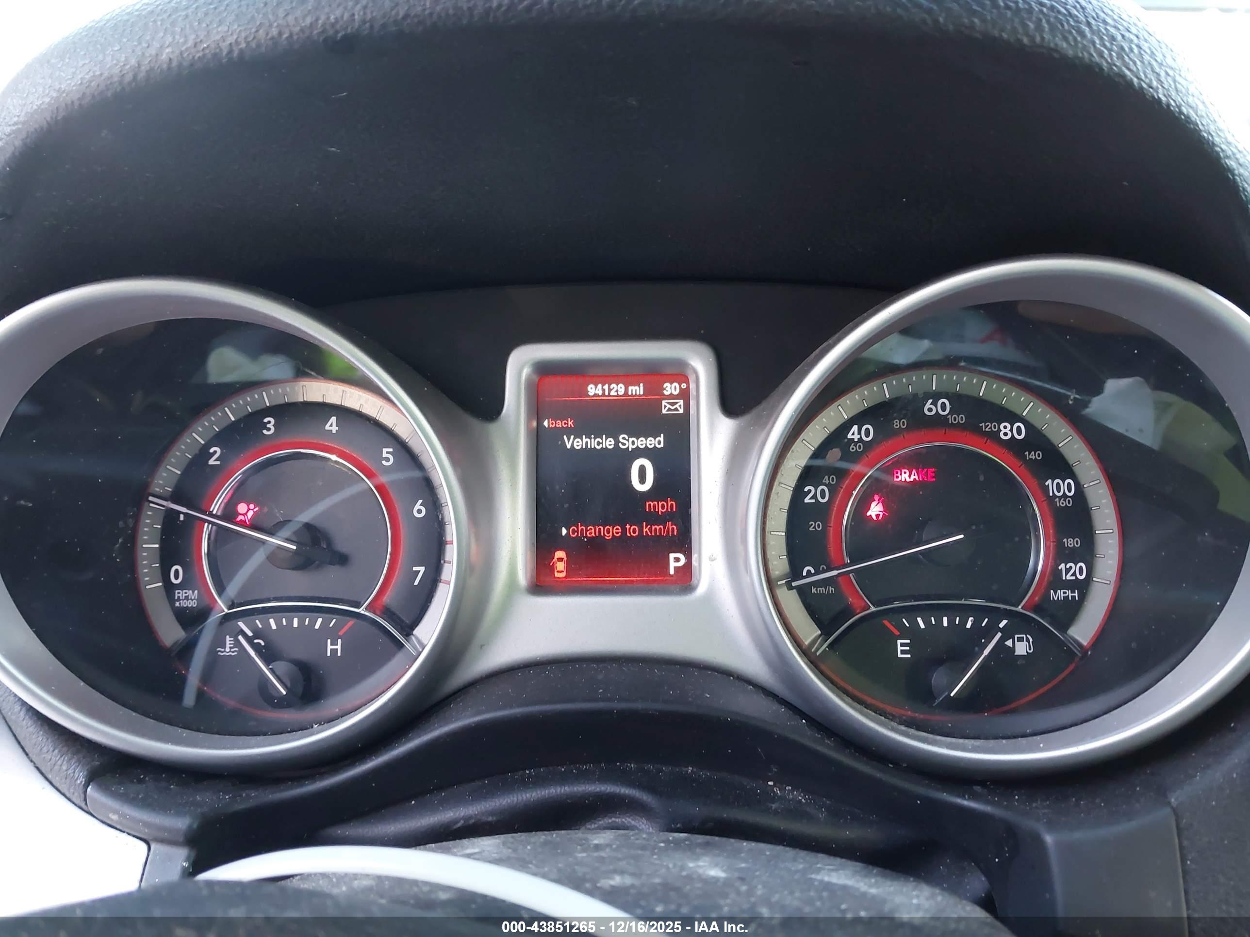 DODGE JOURNEY image 7