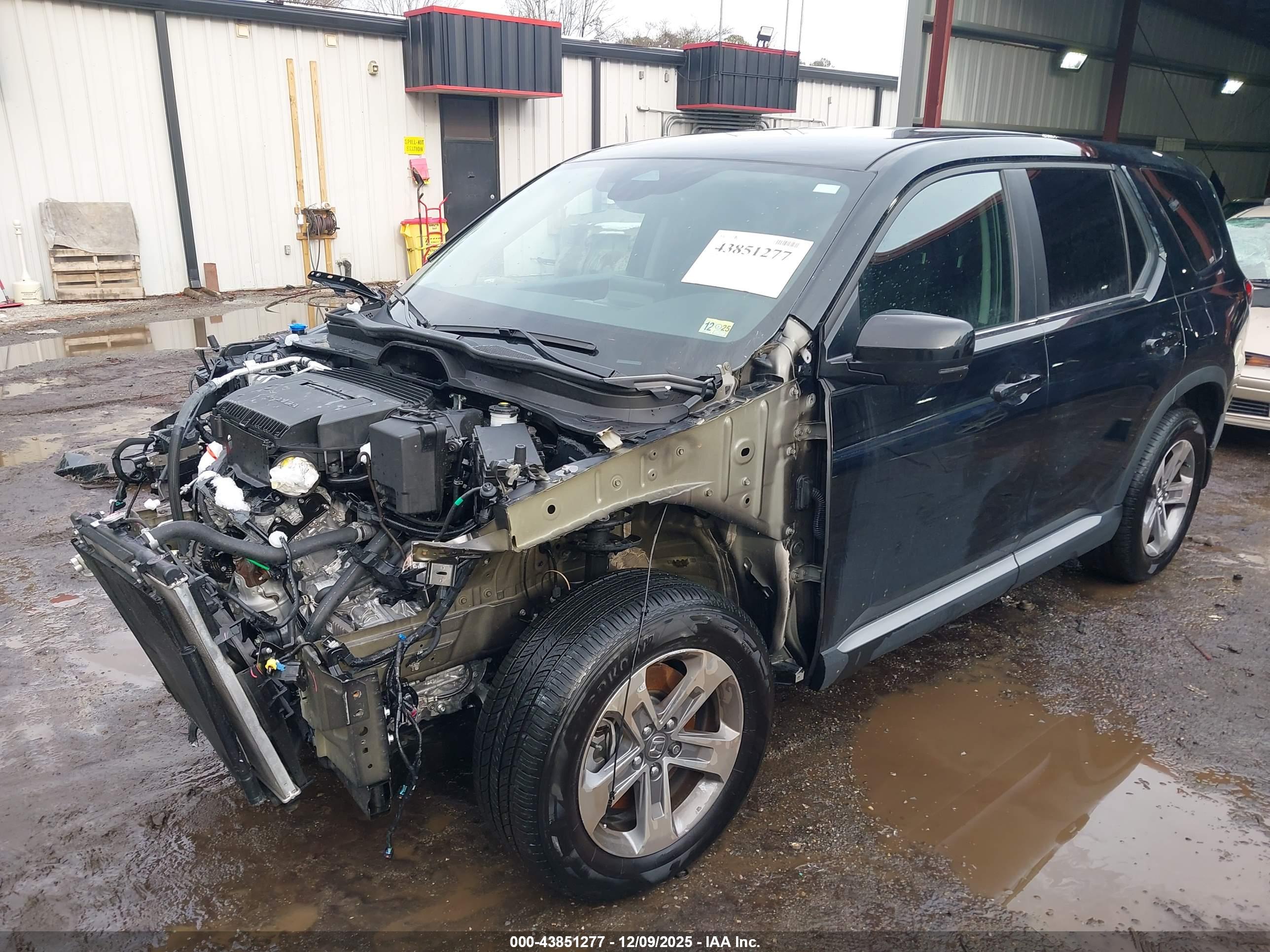 HONDA PILOT image 2