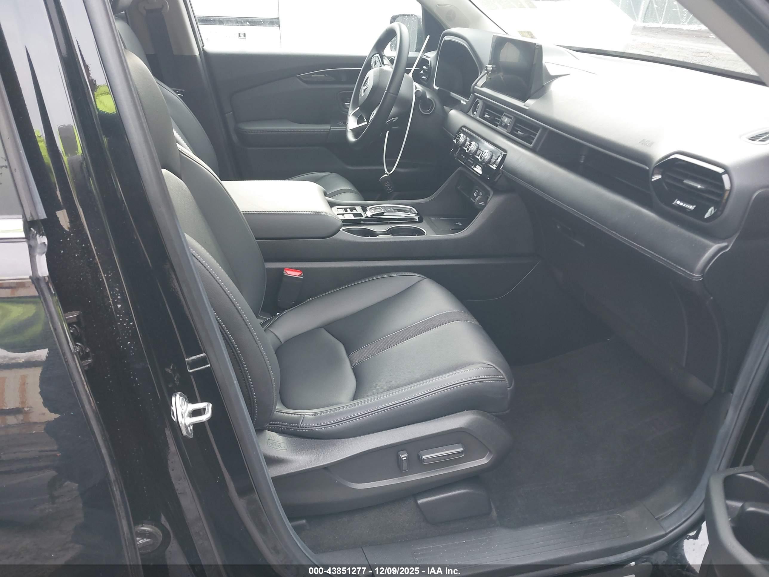 HONDA PILOT image 5