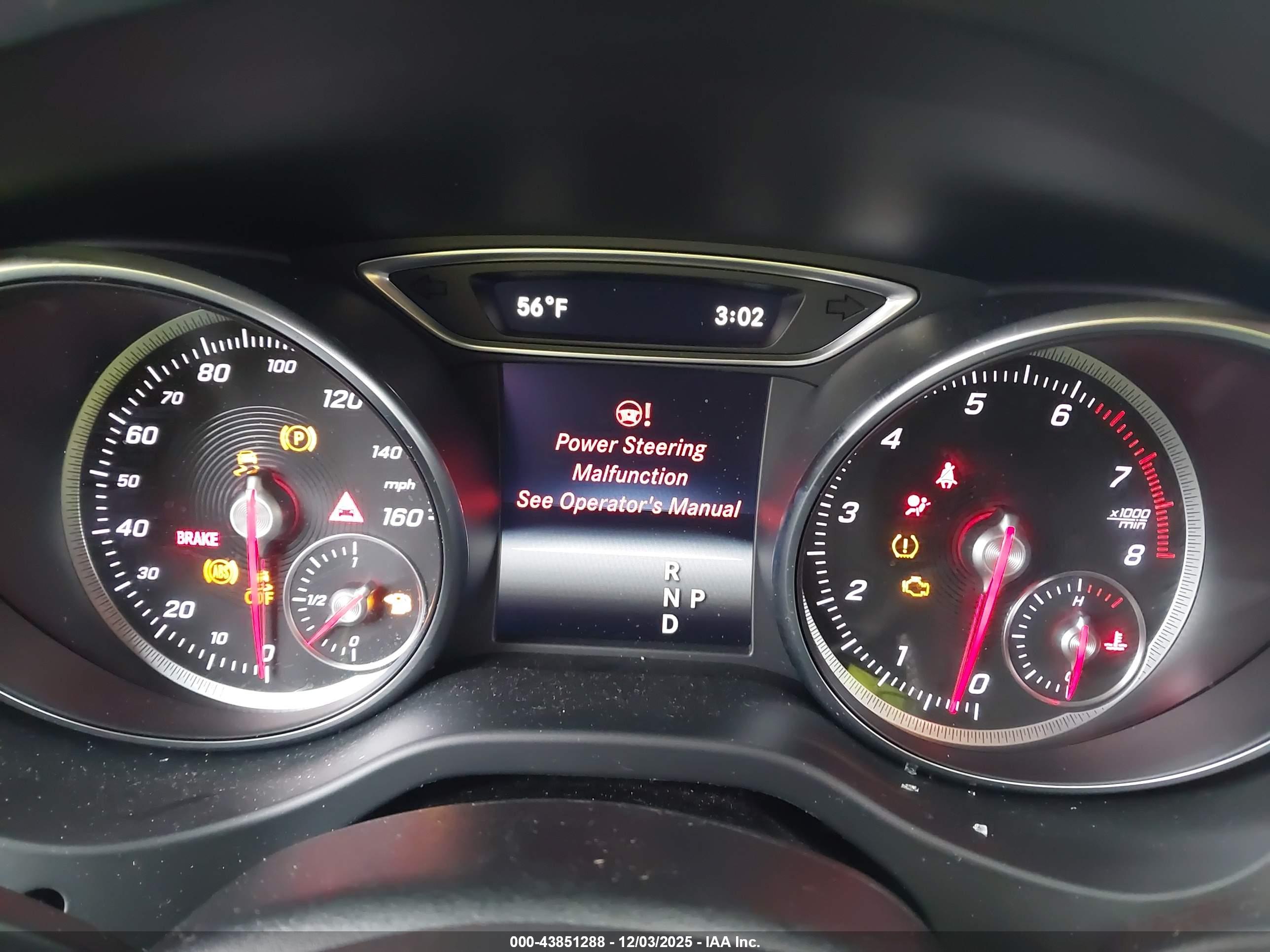 MERCEDES-BENZ GLA image 7