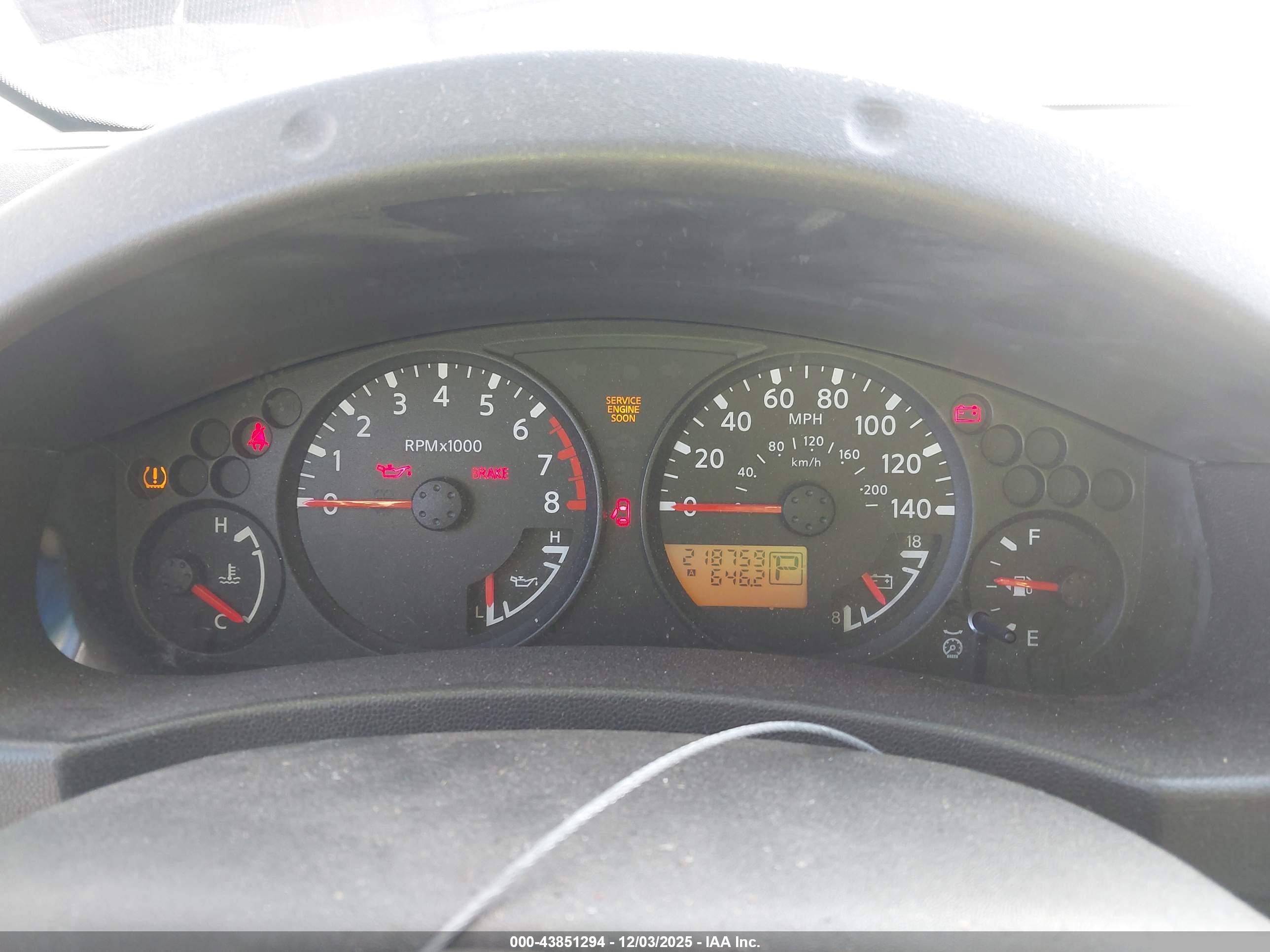 NISSAN FRONTIER image 7