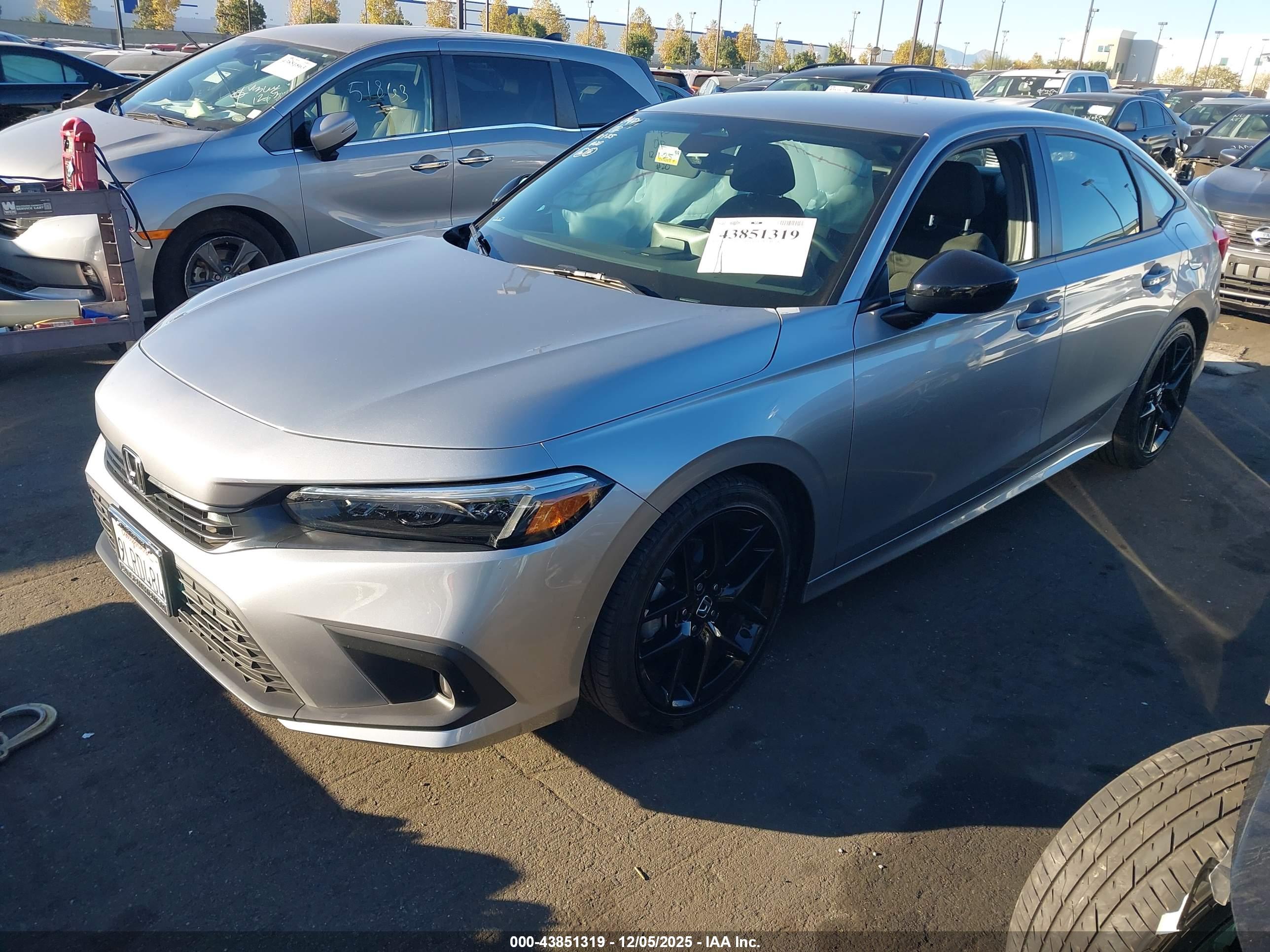 HONDA CIVIC image 2