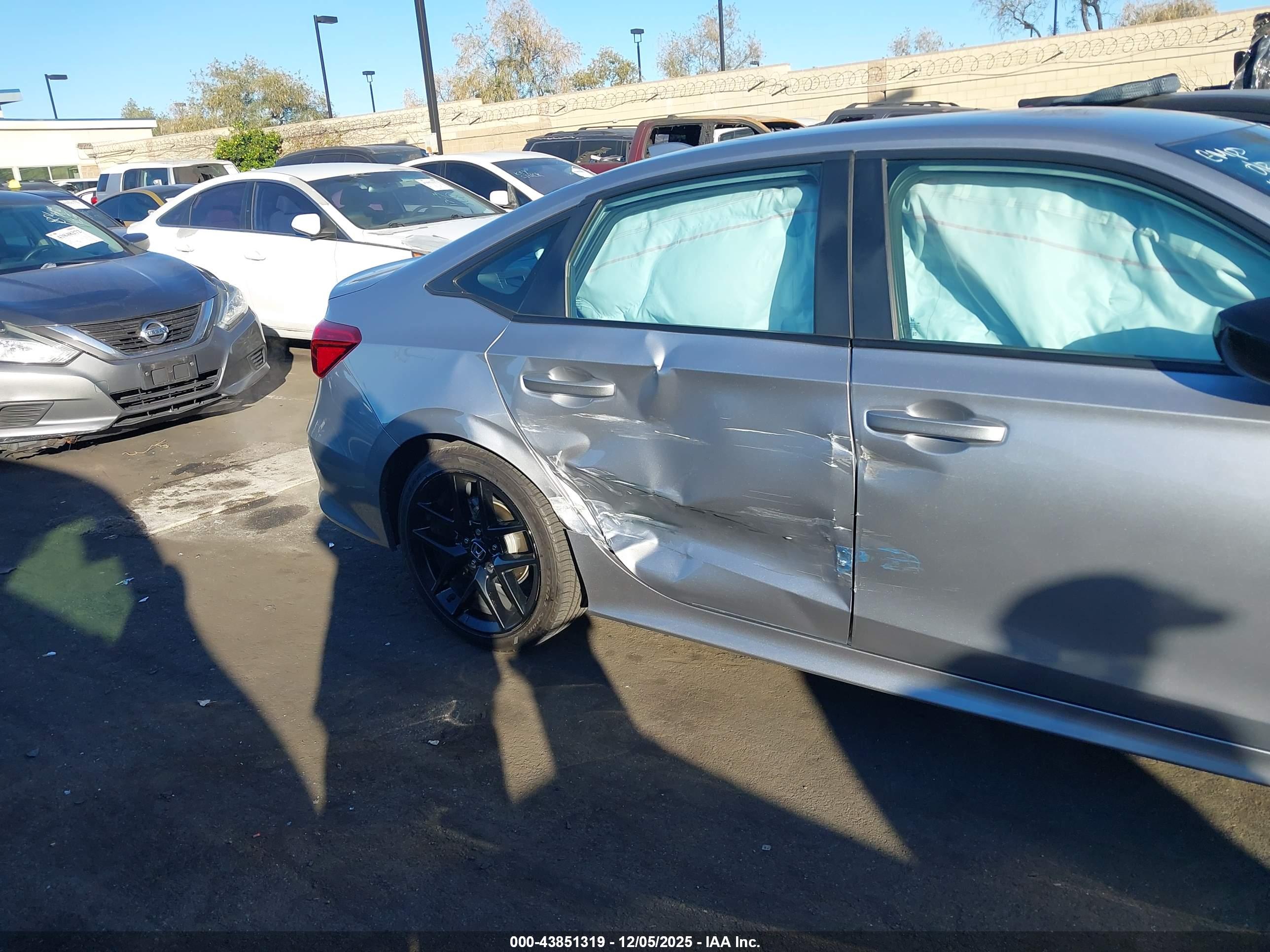 HONDA CIVIC image 6