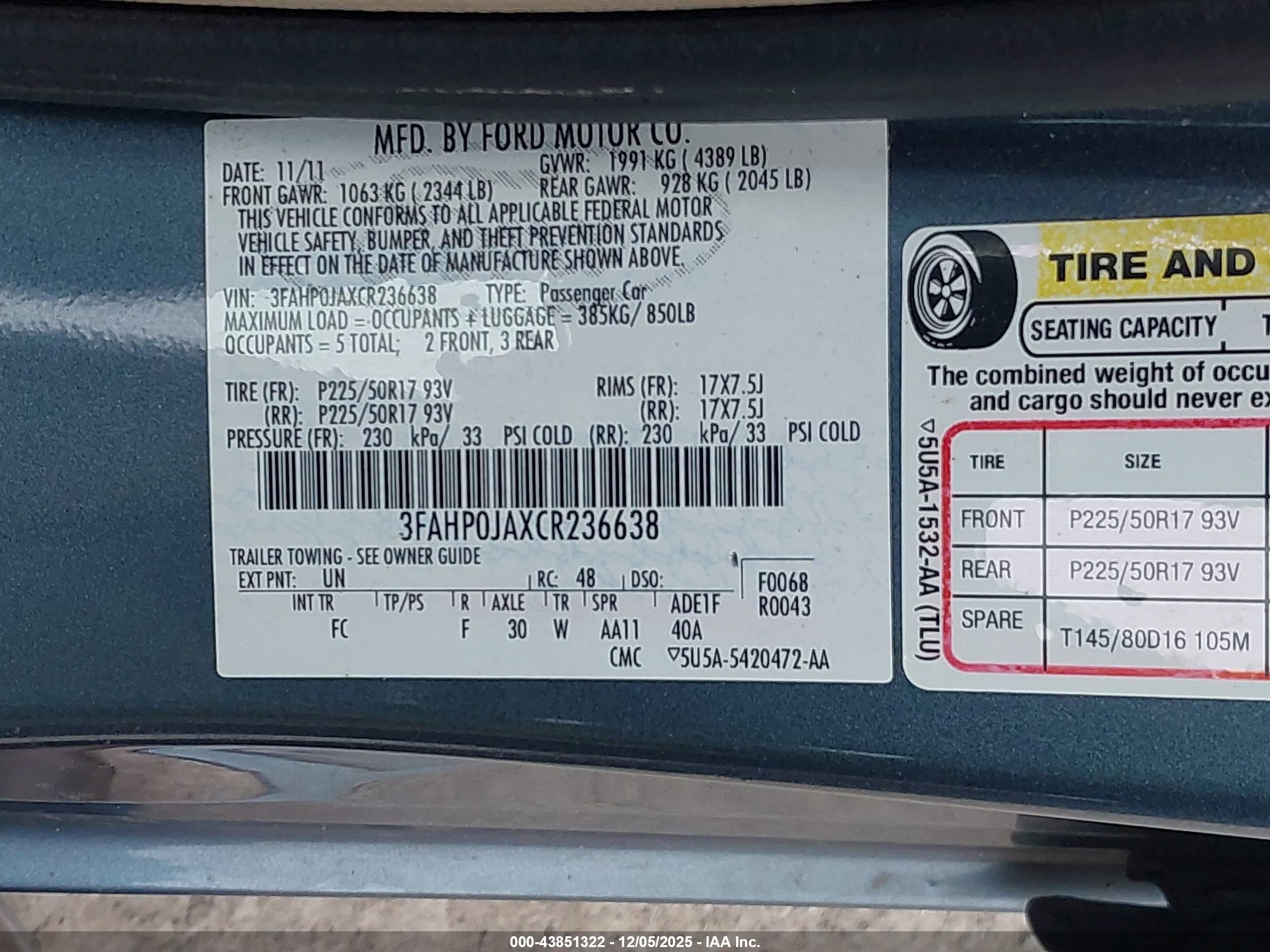 FORD FUSION image 9
