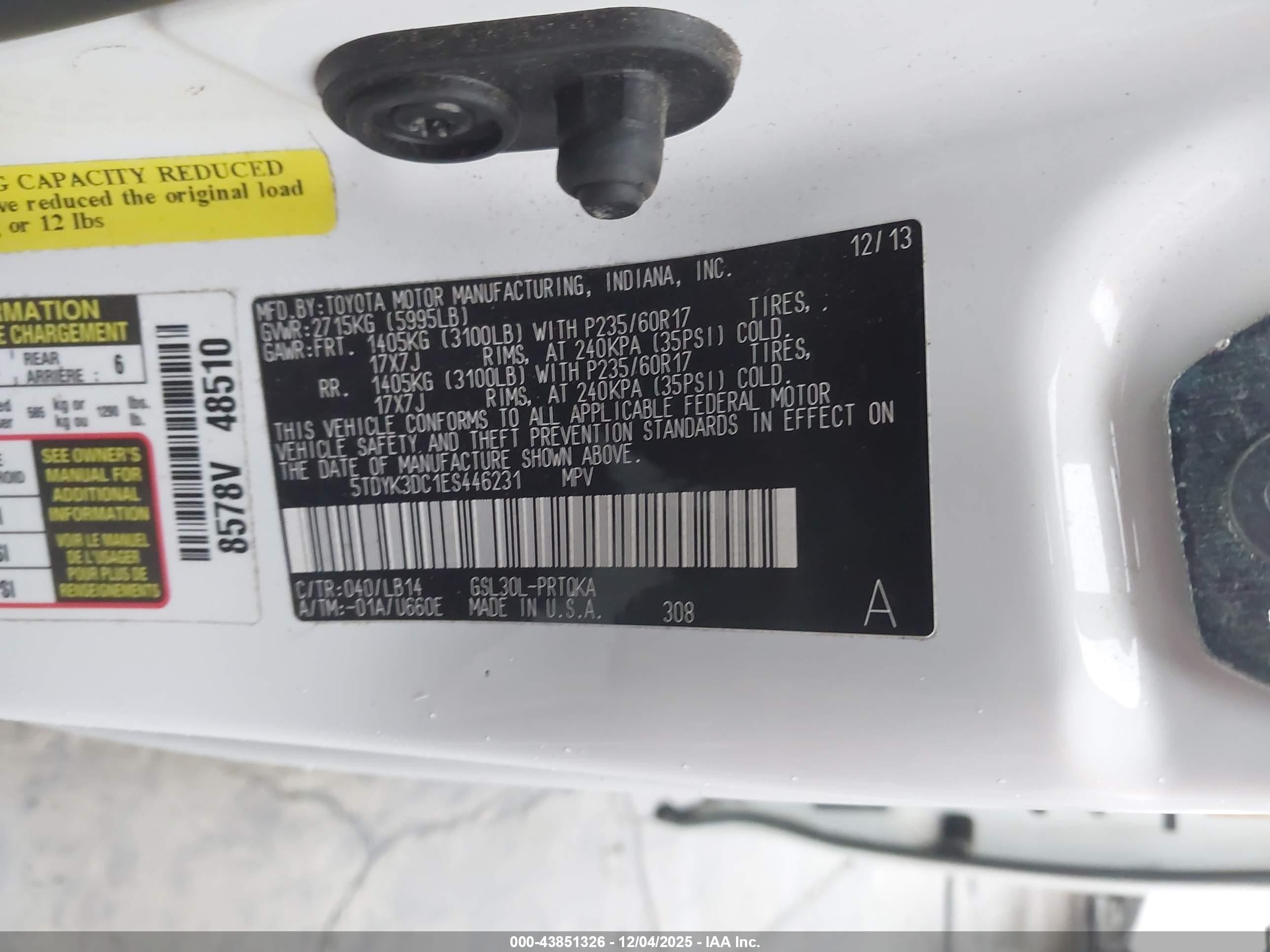 TOYOTA SIENNA image 9