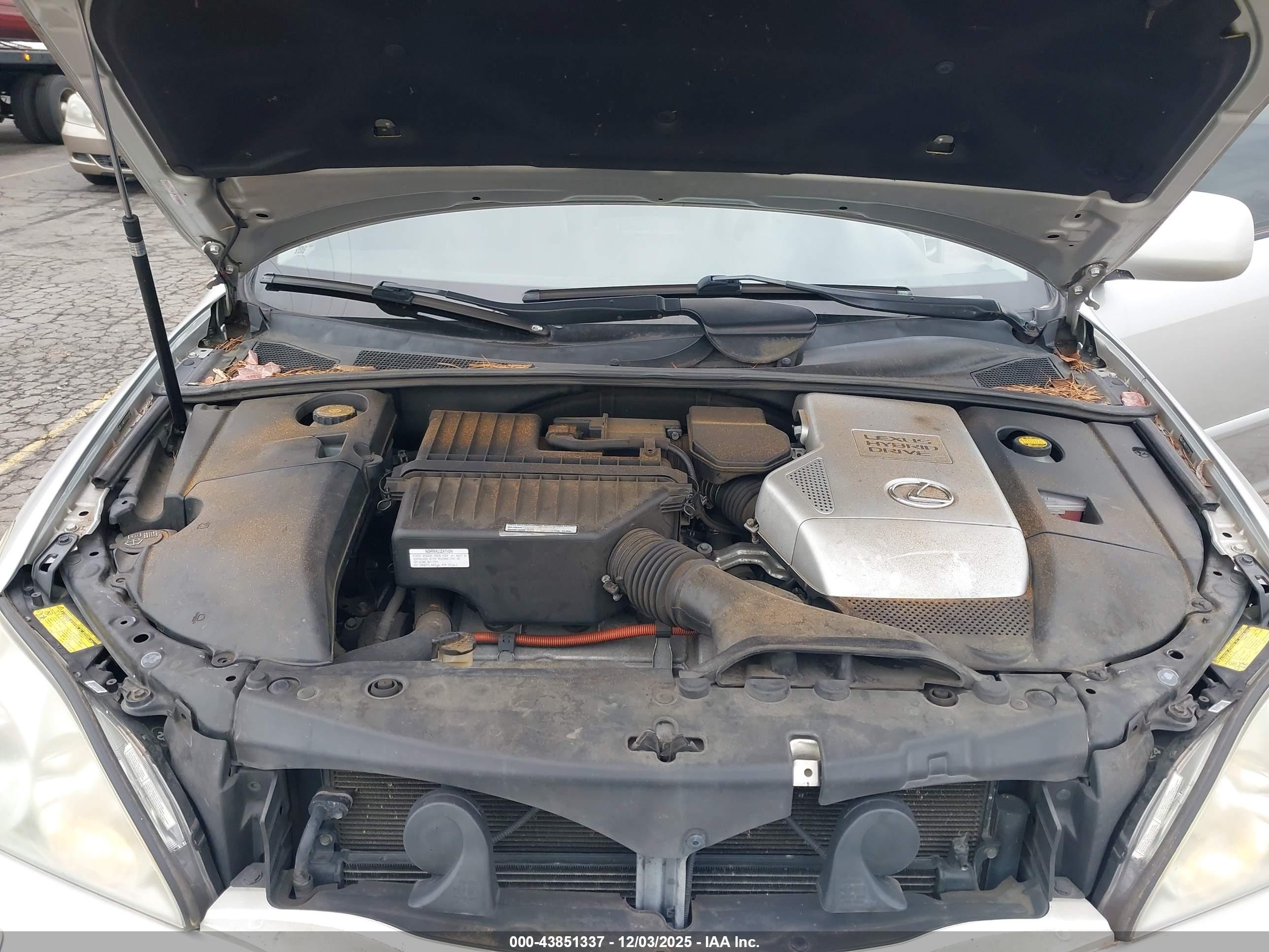 LEXUS RX image 10